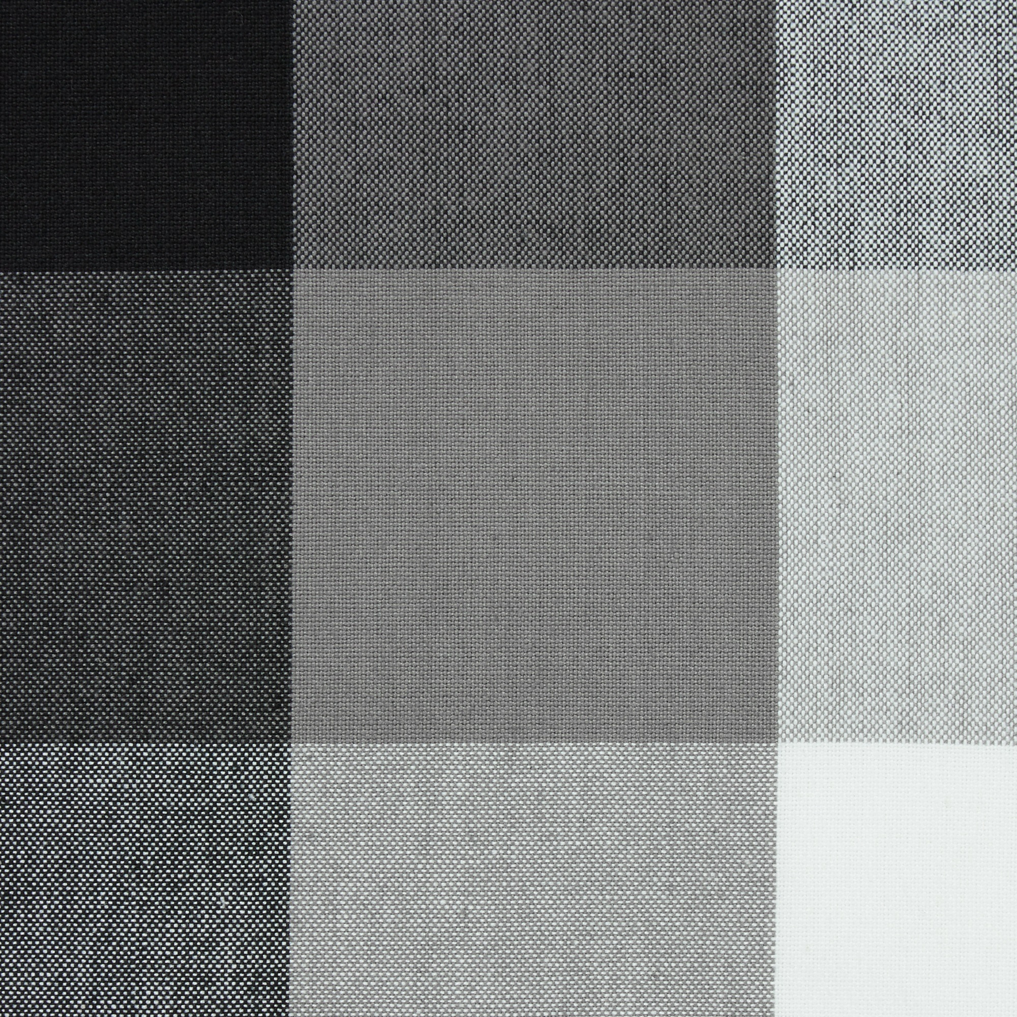 DII Black Tri Color Check Tablecloth 70 Round