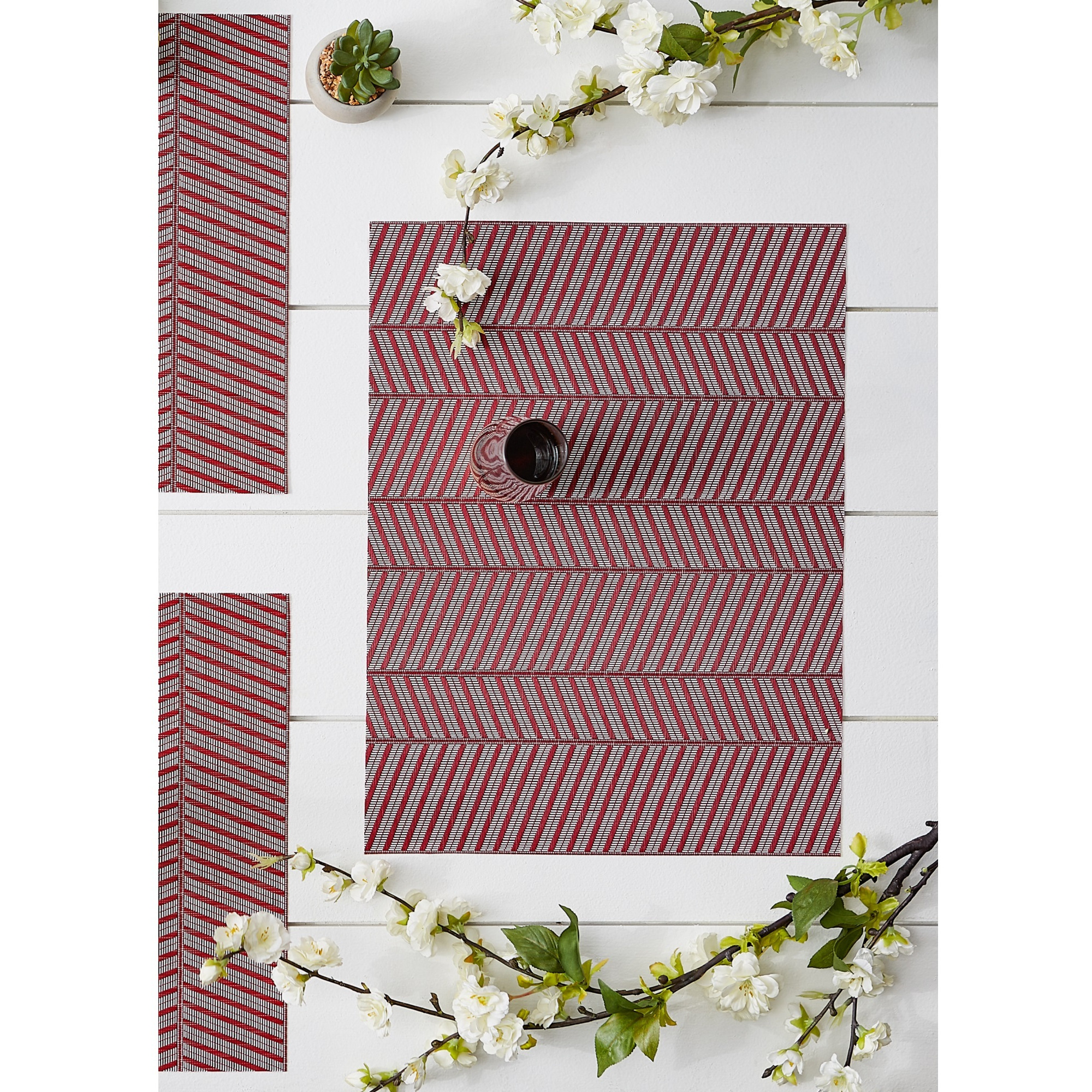 DII Barn Red Textured Twill Weave Placemat 6 Piece
