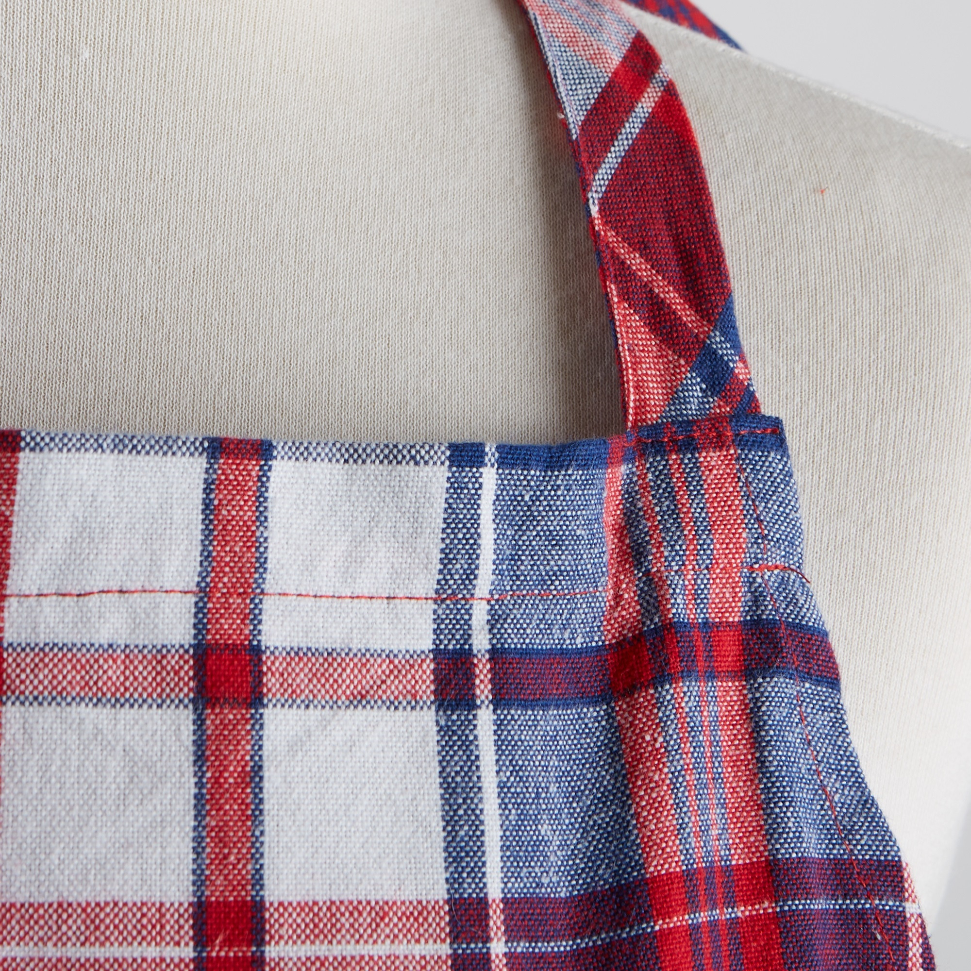 DII Americana Plaid Apron