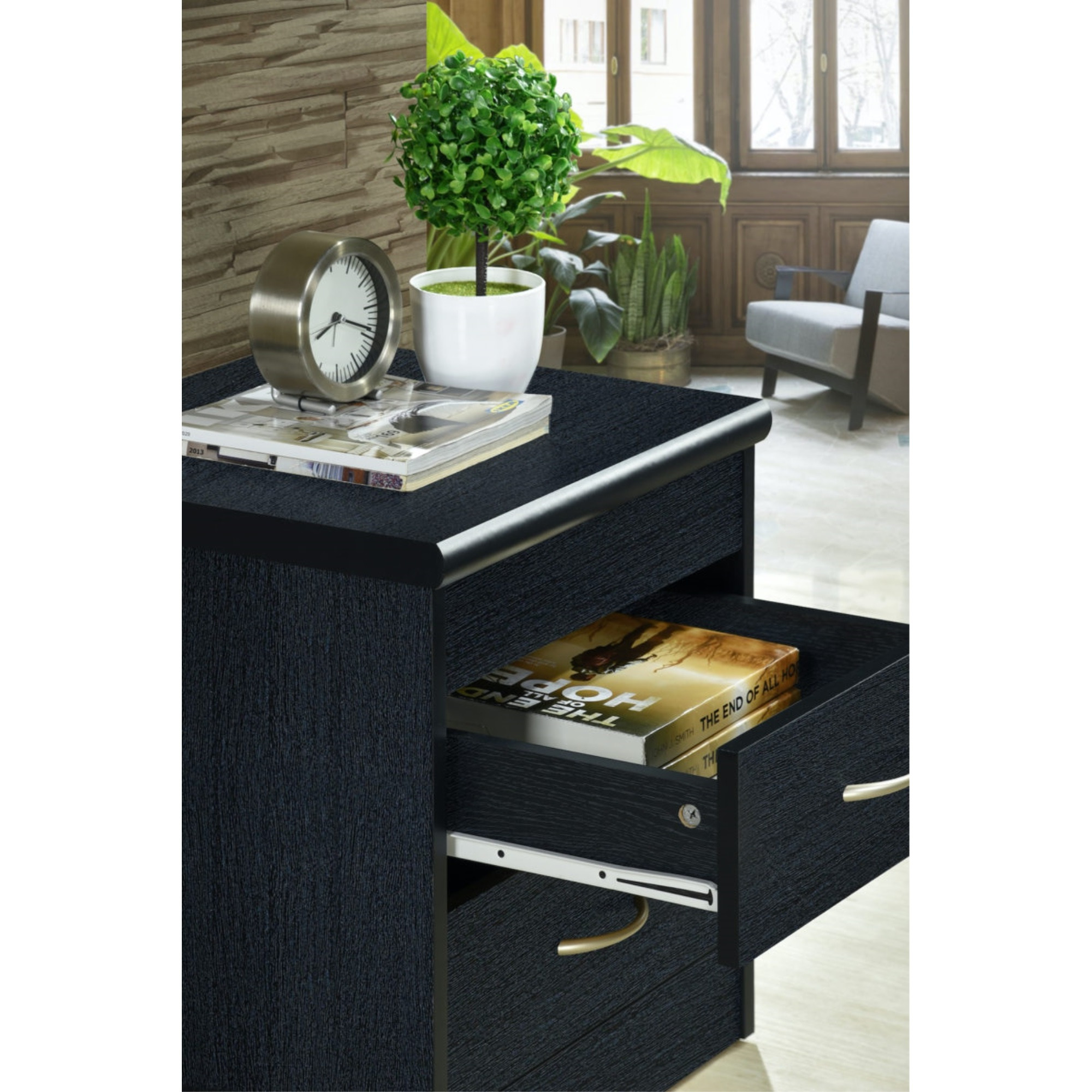 Hodedah 2-Drawer Nightstand in Black