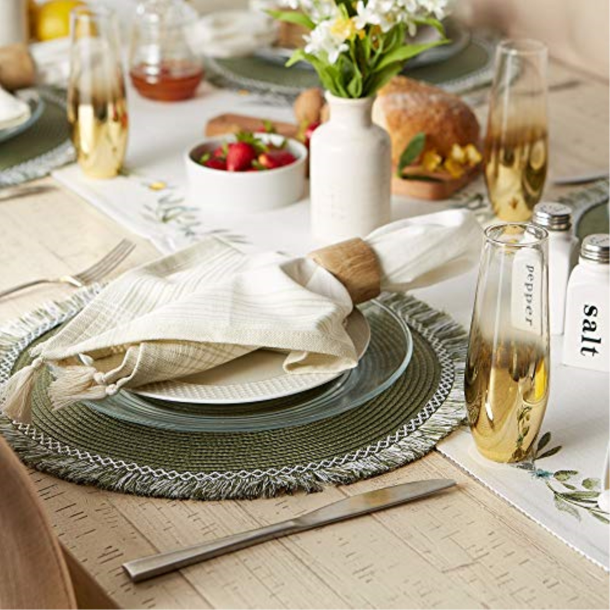 DII Sage Round Fringed Placemat Set of 6