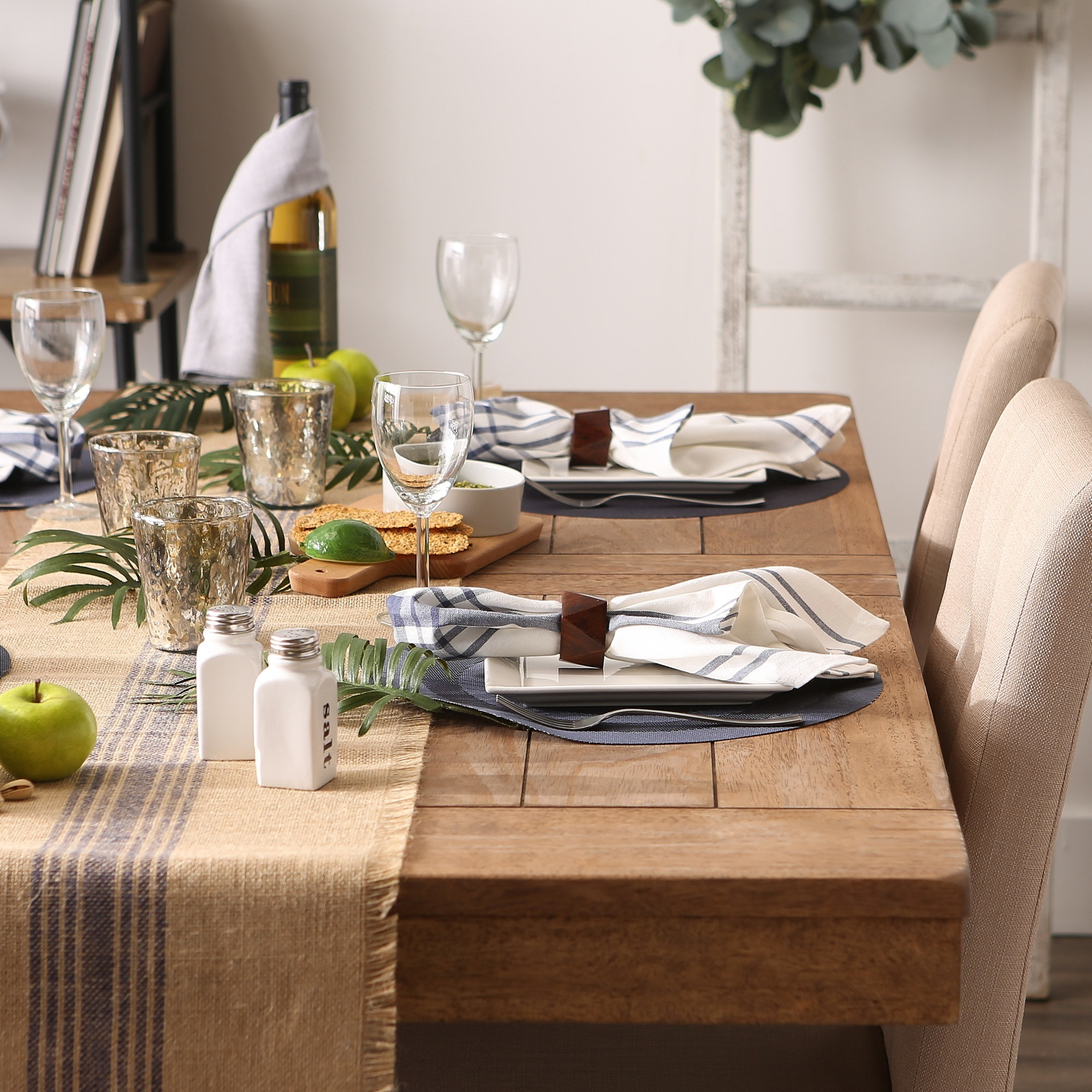 DII Stonewash Blue Round PVC Doubleframe Placemat 6 Piece