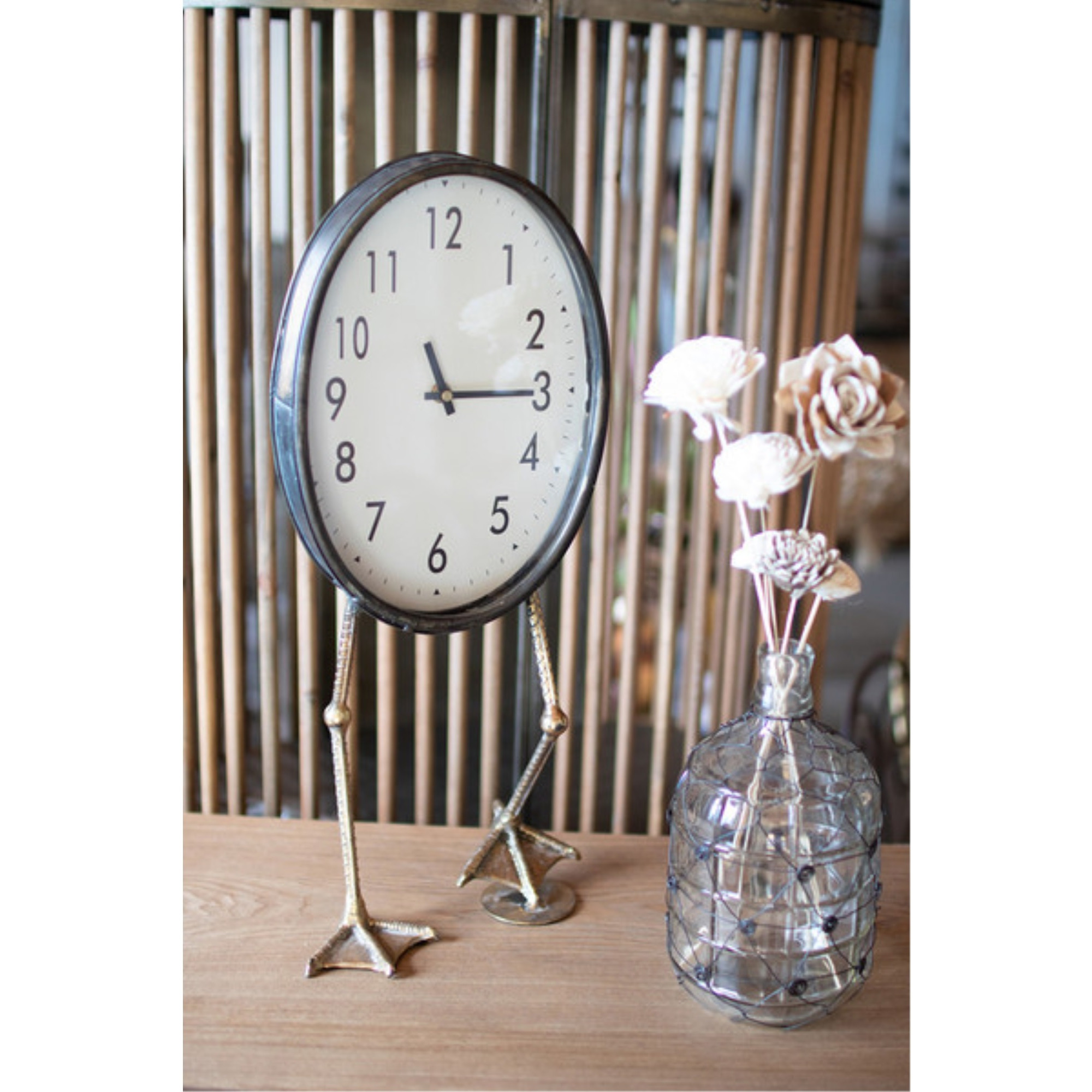TABLE CLOCK WITH DUCK FEET