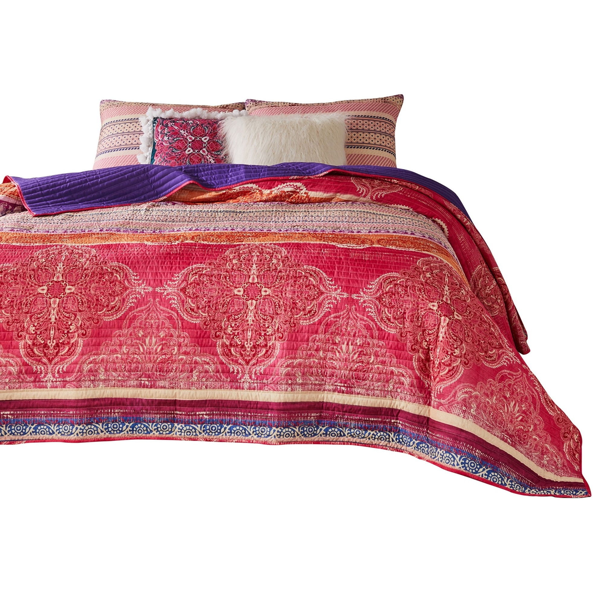 Dora 3 Piece Bohemian King Quilt Set, Medallion, Paisley, Pink, Blue