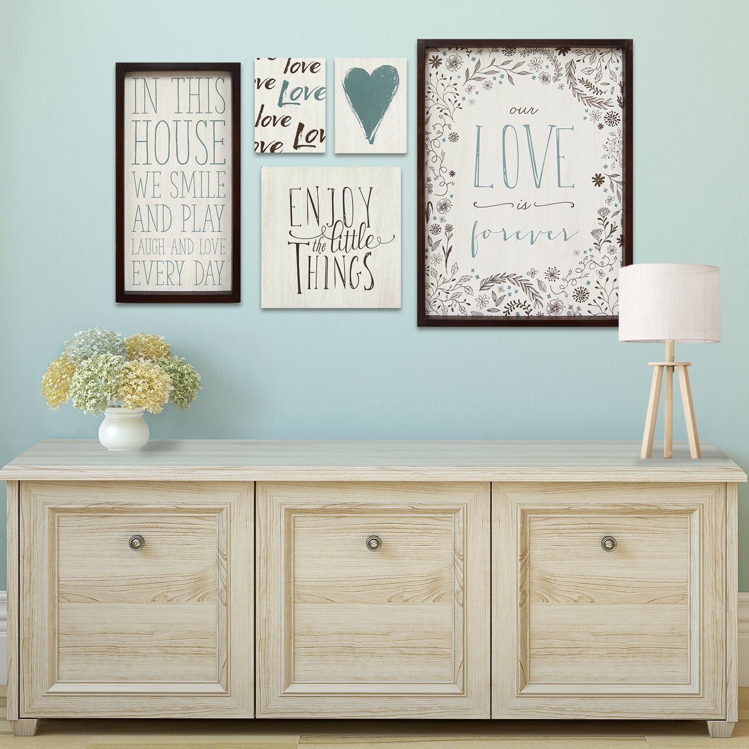 Stratton Home Dcor Love is Forever Wall Art (Set of 5)