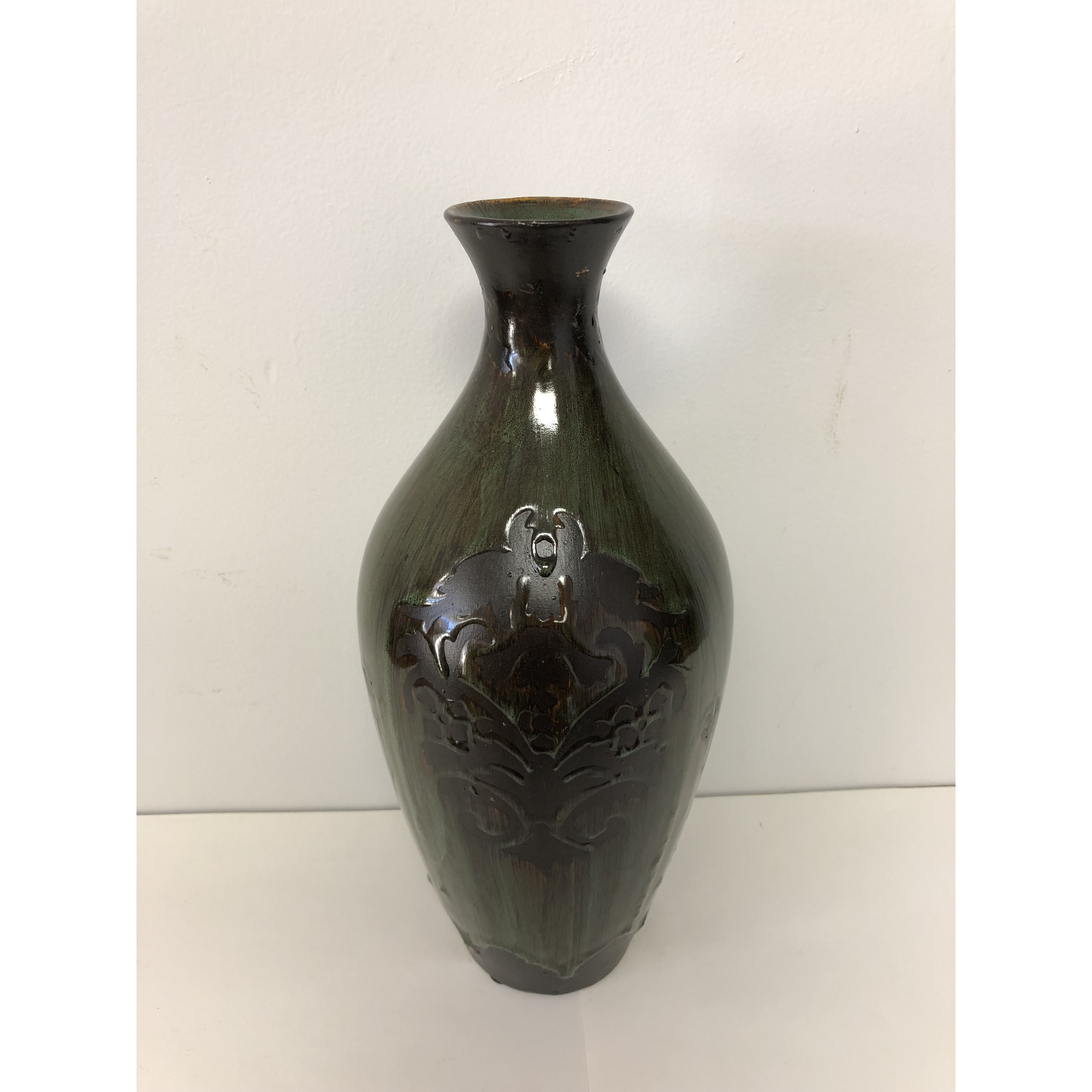 CERAMIC VASE-GREEN