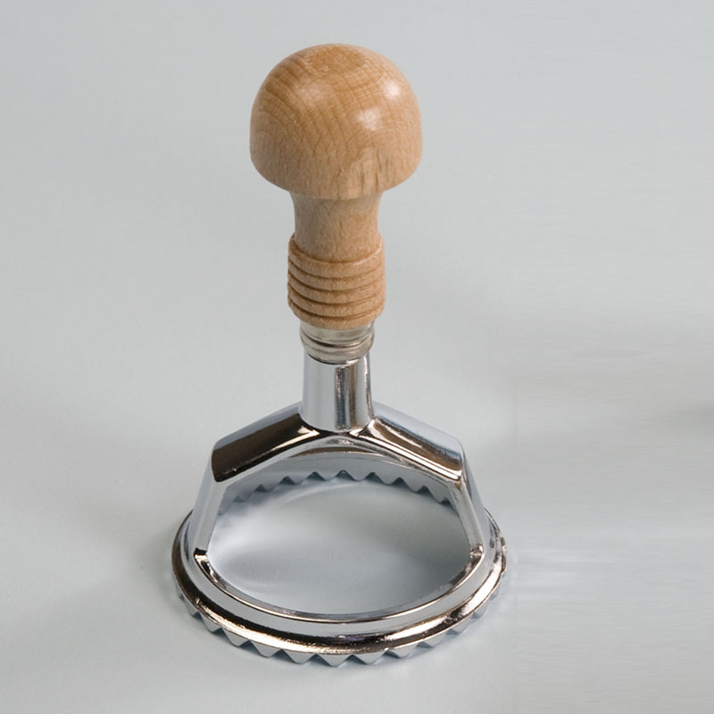 RAVIOLI STAMP - SILVER-WOODEN HANDLE