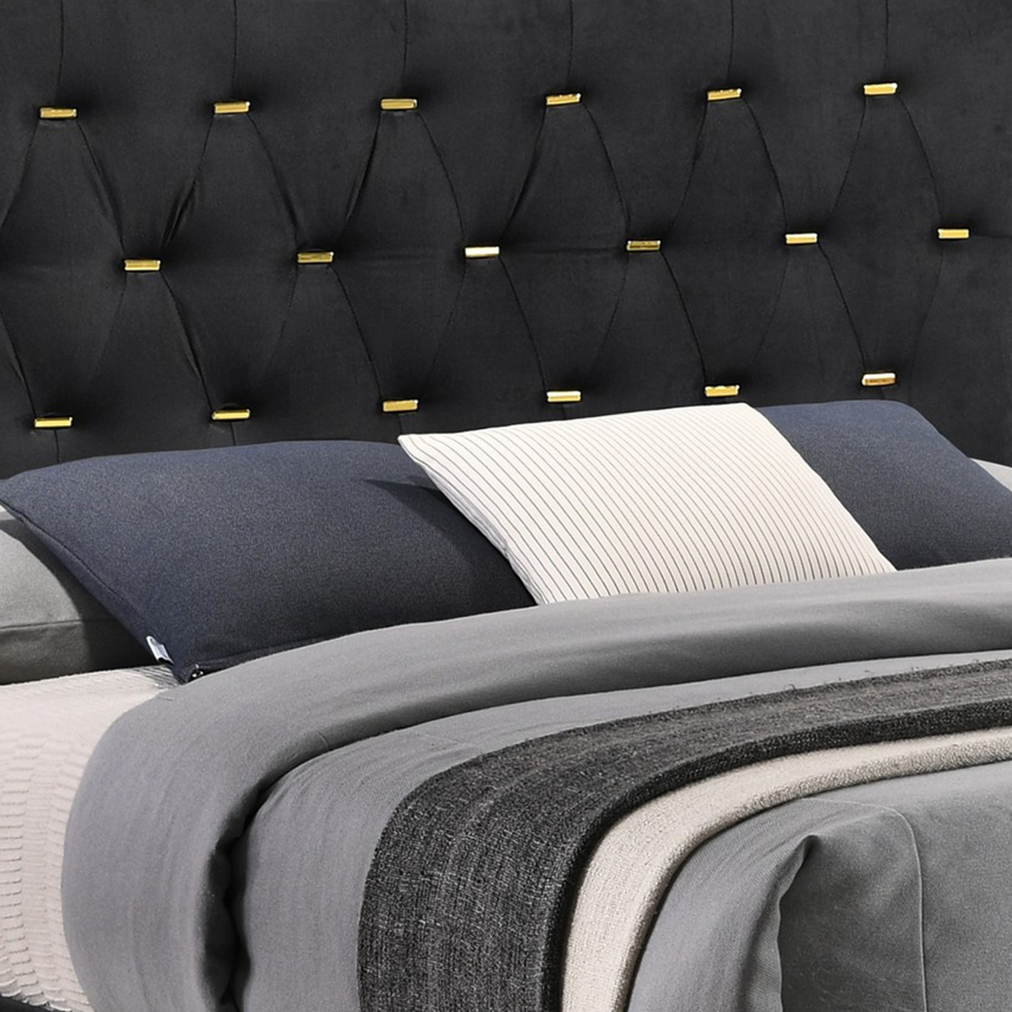 Lif Platform King Size Bed, Panel Tufted Headboard, Gold, Black Velvet