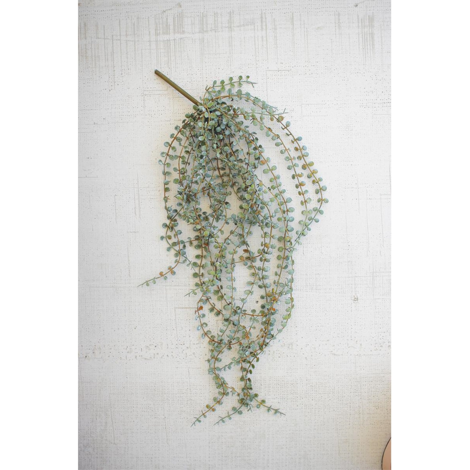 LARGE HANGING ARTIFICIAL NECKLACE FERN