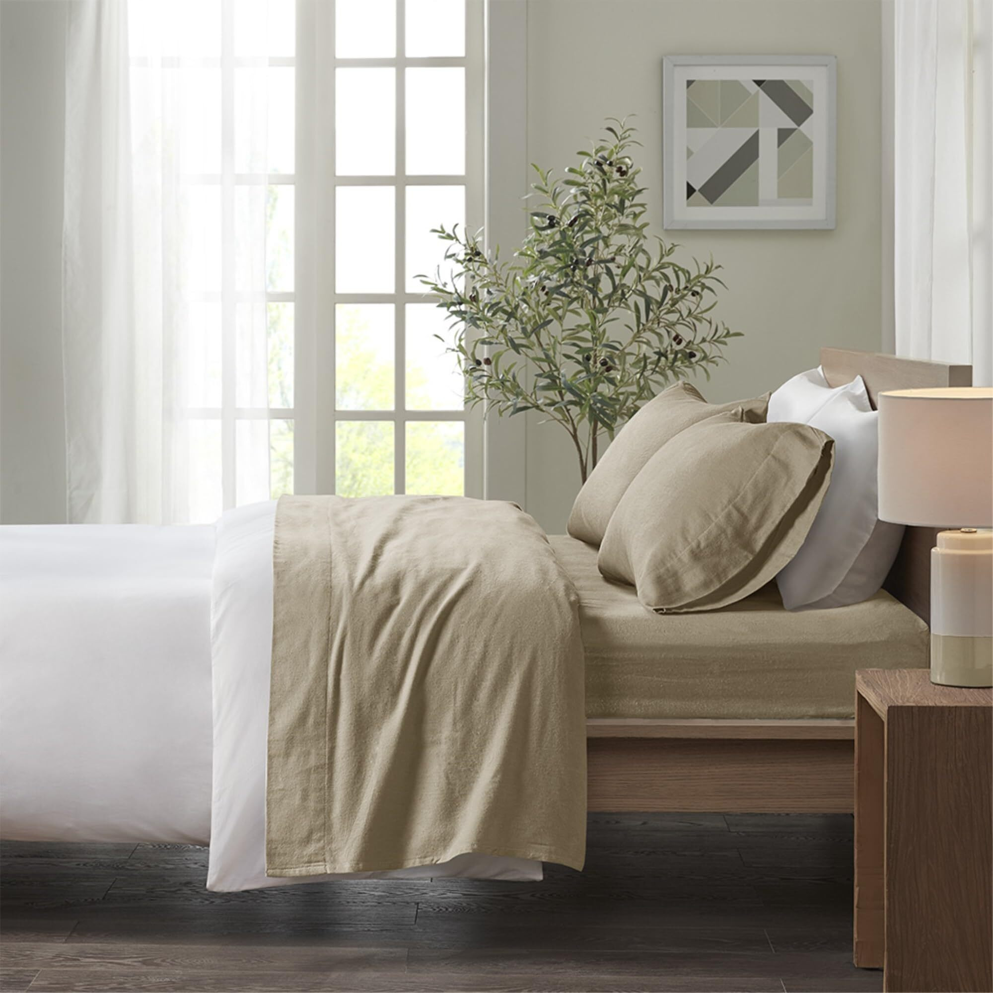 Cozy Cotton Flannel Sheet Set - Soft & Warm Bedding with Variety of Prints - OEKO-TEX Certified - Includes Flat Sheet, Fitted Sheet, and Pillowcases - Easy Care & Snug for Winter Nights