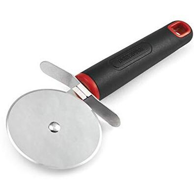 7.5 in. Black & Silver Plastic & Stainless Steel Pizza Wheel
