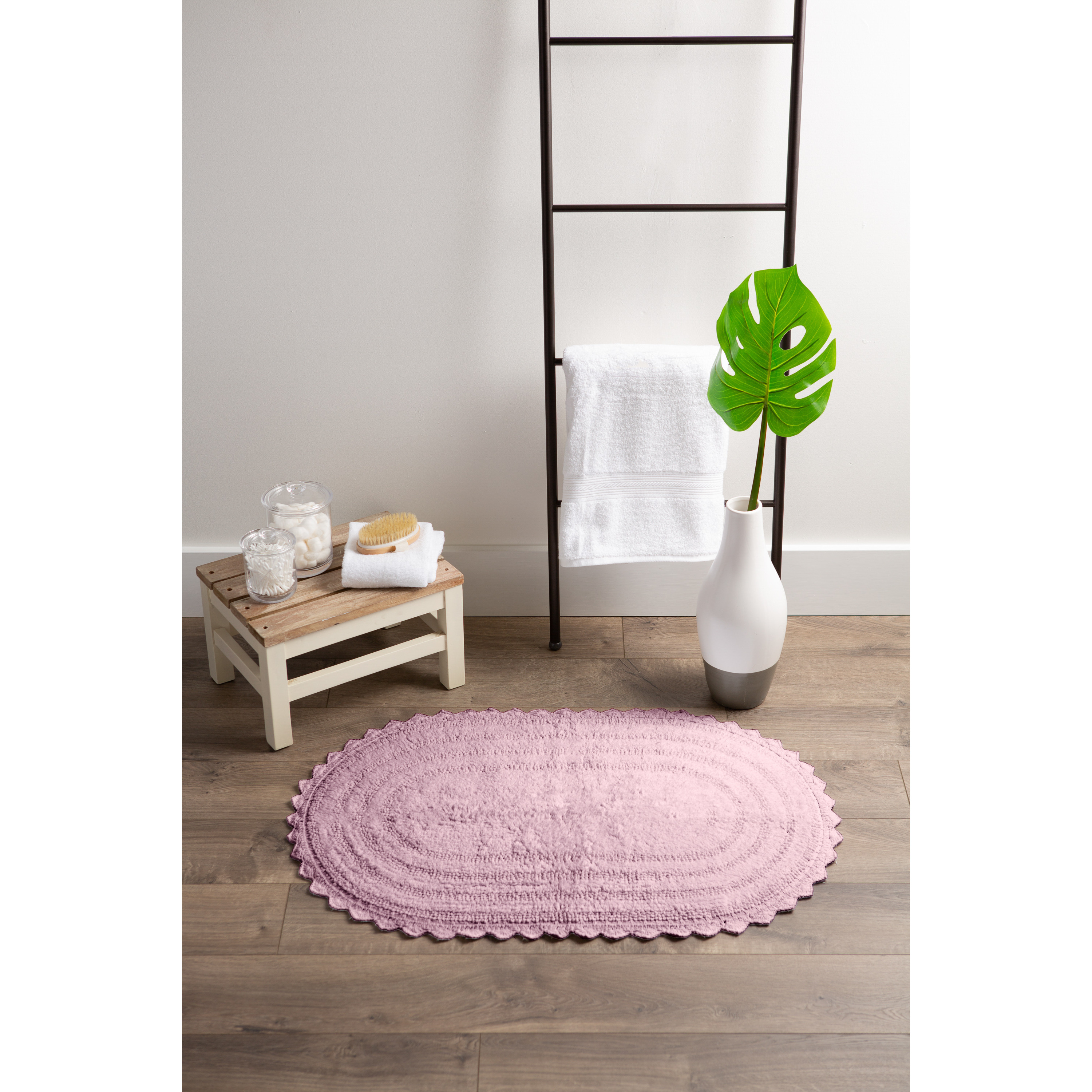 DII Mauve Small Oval Crochet Bath Mat