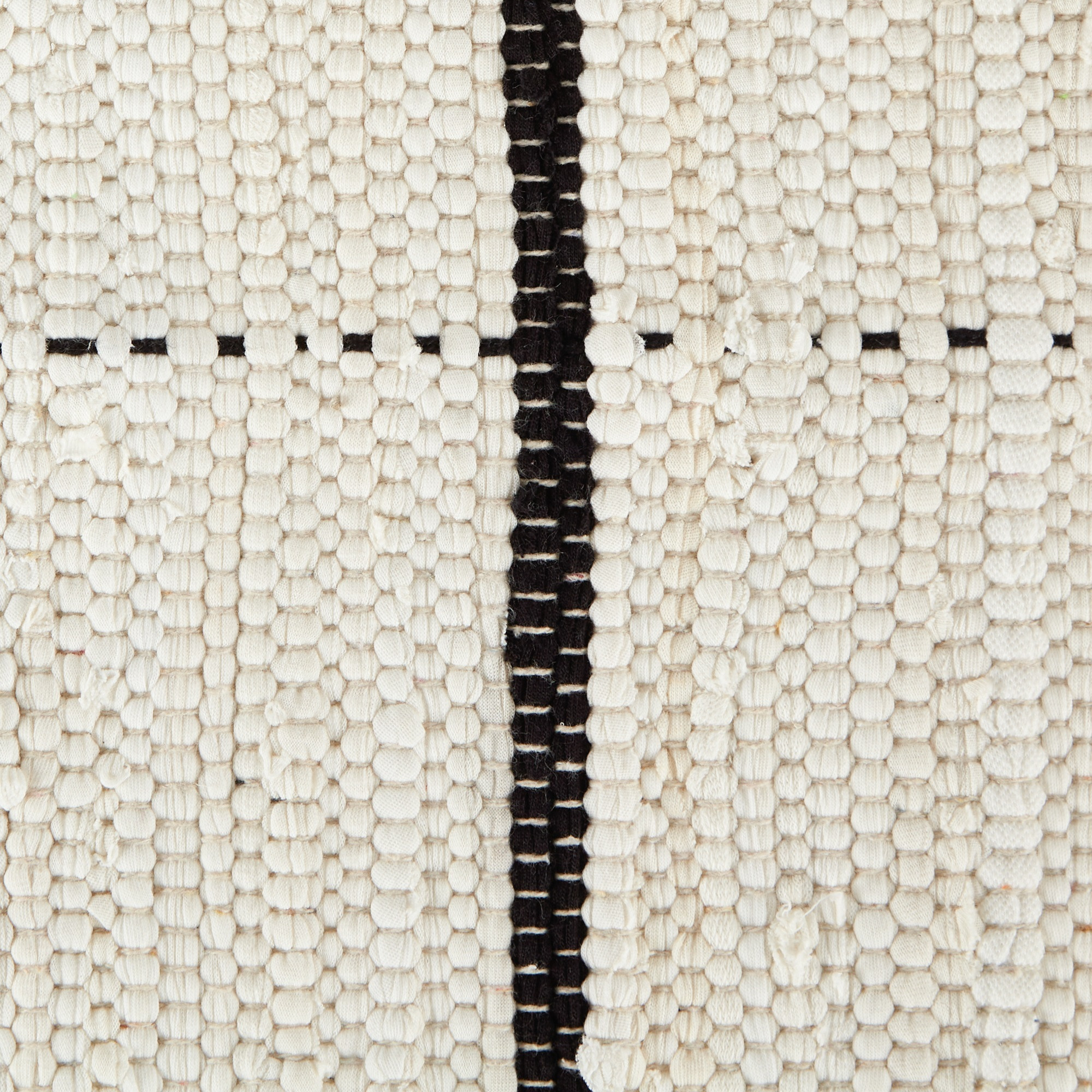 DII Cream and Black Farmhouse Check Rug 2 feet 3 in x 6 feet