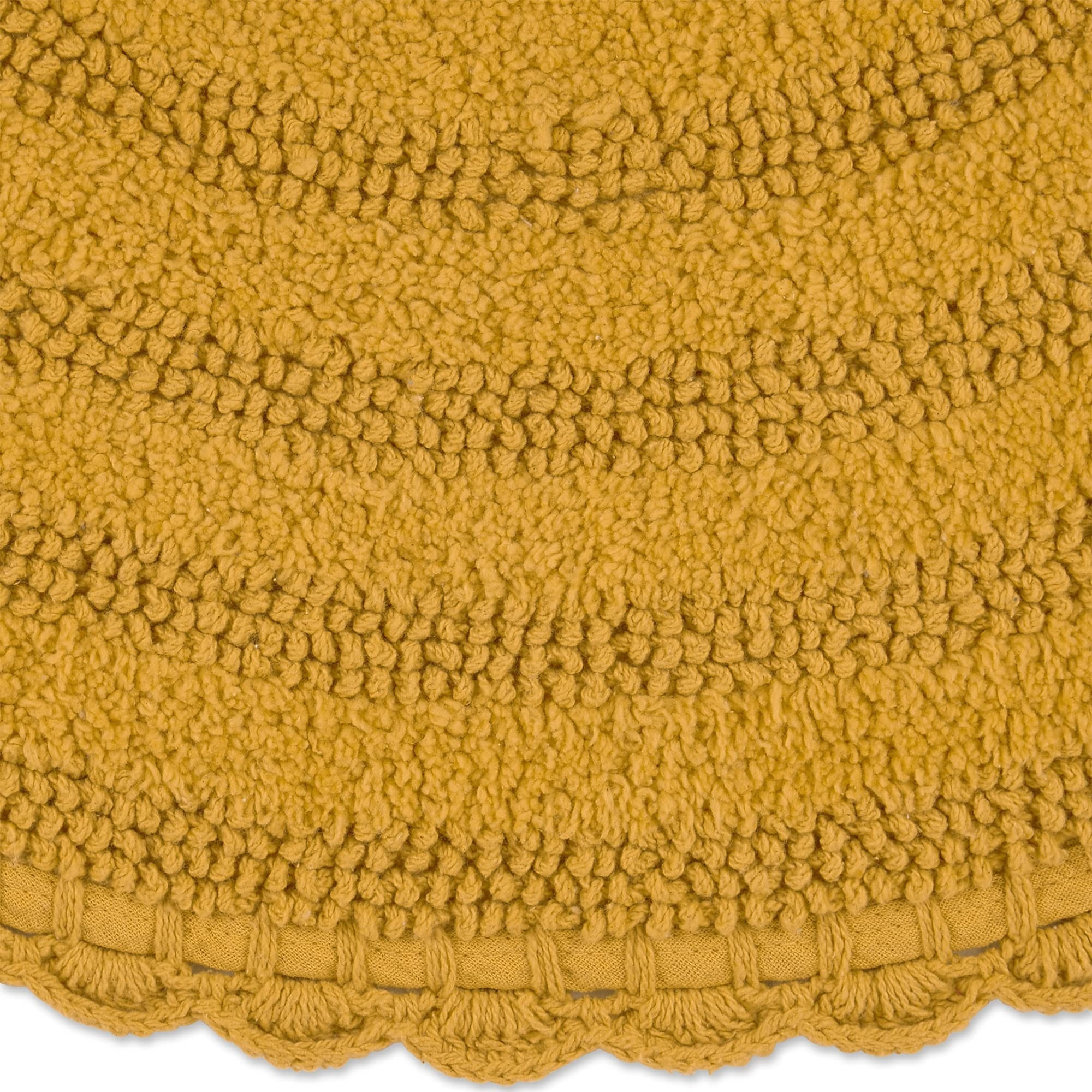 DII Honey Gold Round Crochet Bath Mat