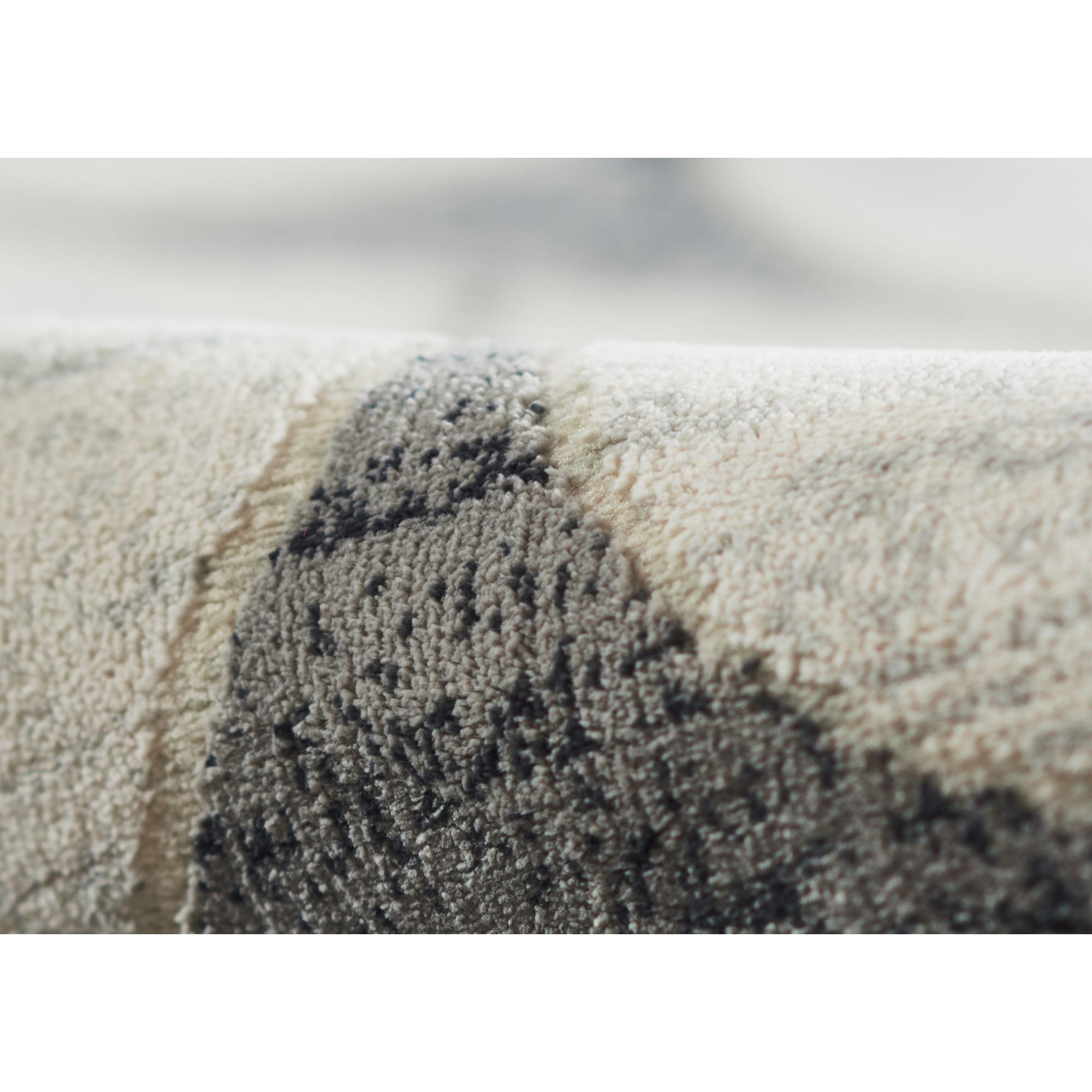 Momeni Edition Geometric Polyester Charcoal Area Rug, 1'10" x 2'10" Sized Rug for Entry Way, Bathroom, and Kitchen