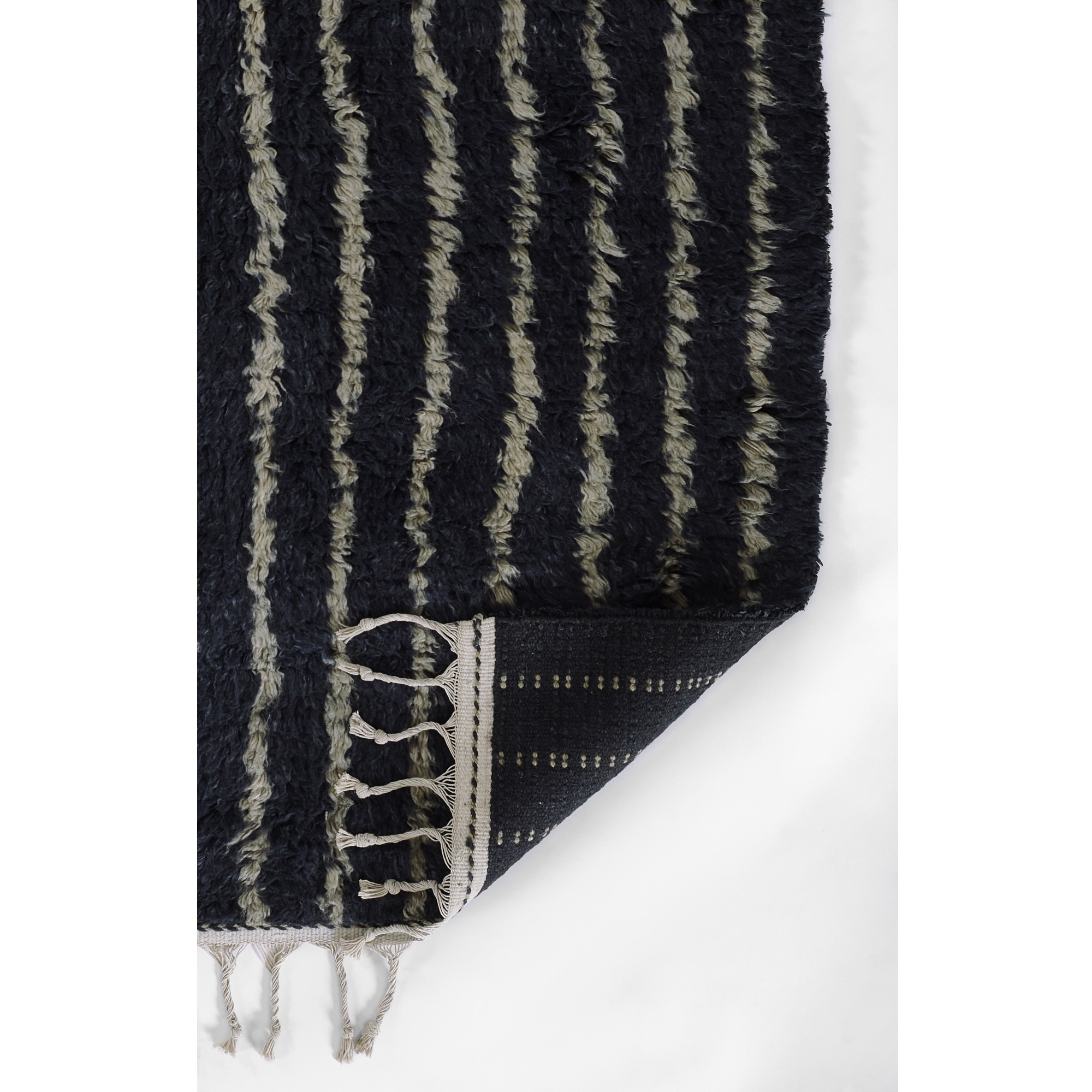Momeni NEO-4 Navy 8' X 10'