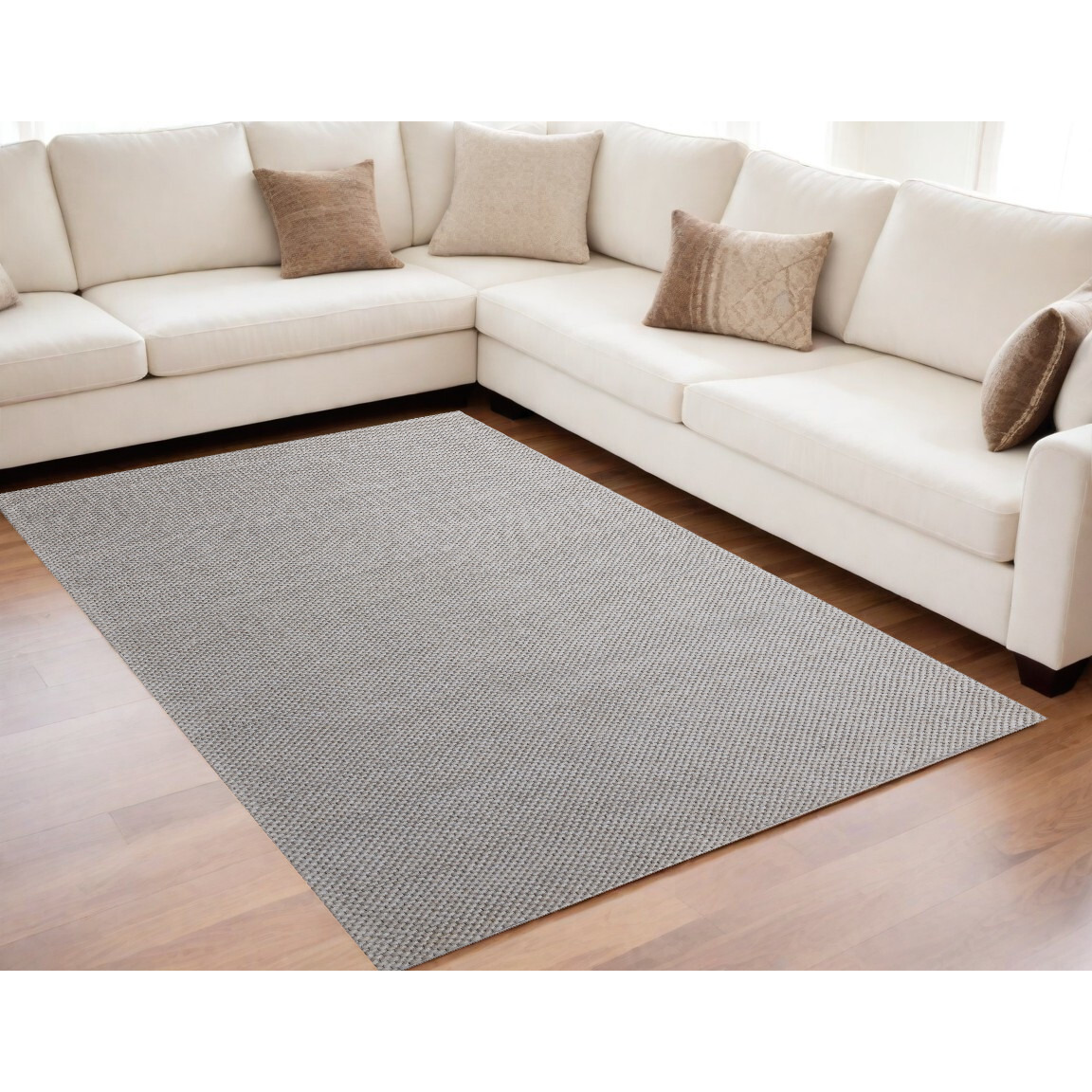 5' X 8' Beige Hand Woven Non Skid Area Rug