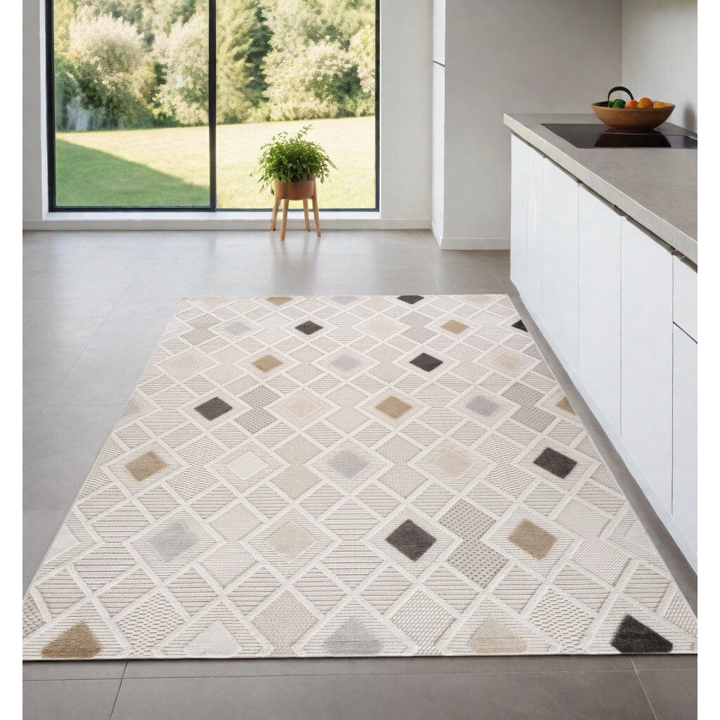 4' X 6' Cream and Beige Abstract Distressed Area Rug