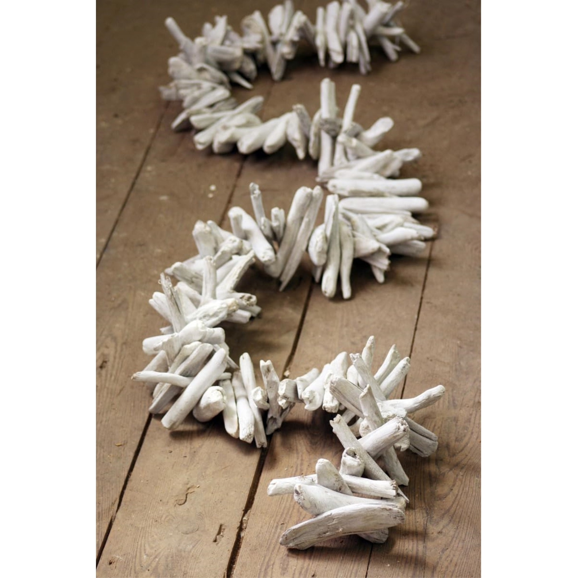 WHITE-WASHED DRIFTWOOD GARLAND