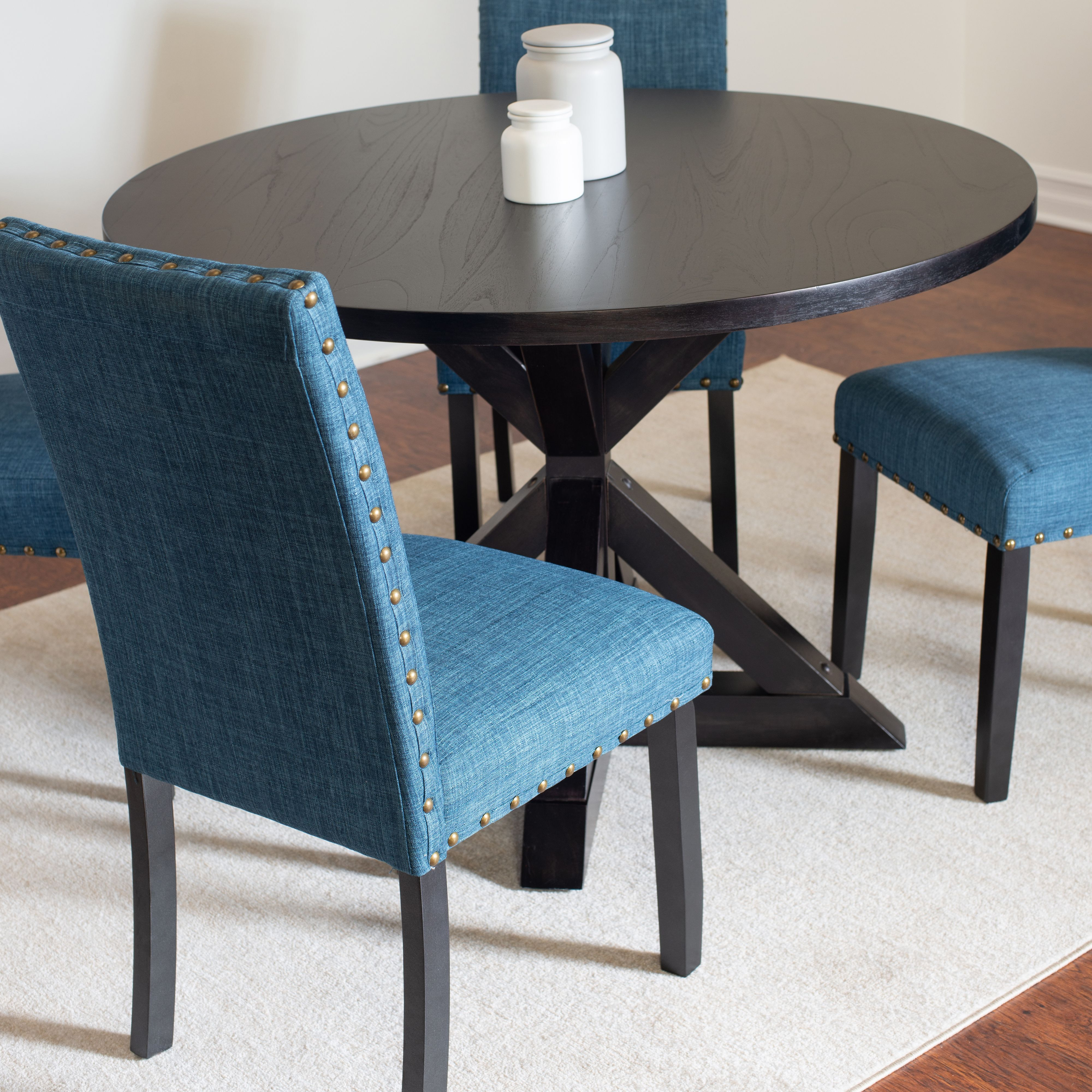 Mytzi 5-piece Dining Set, Cross-Buck Dining Table with 4 Stylish Chairs
