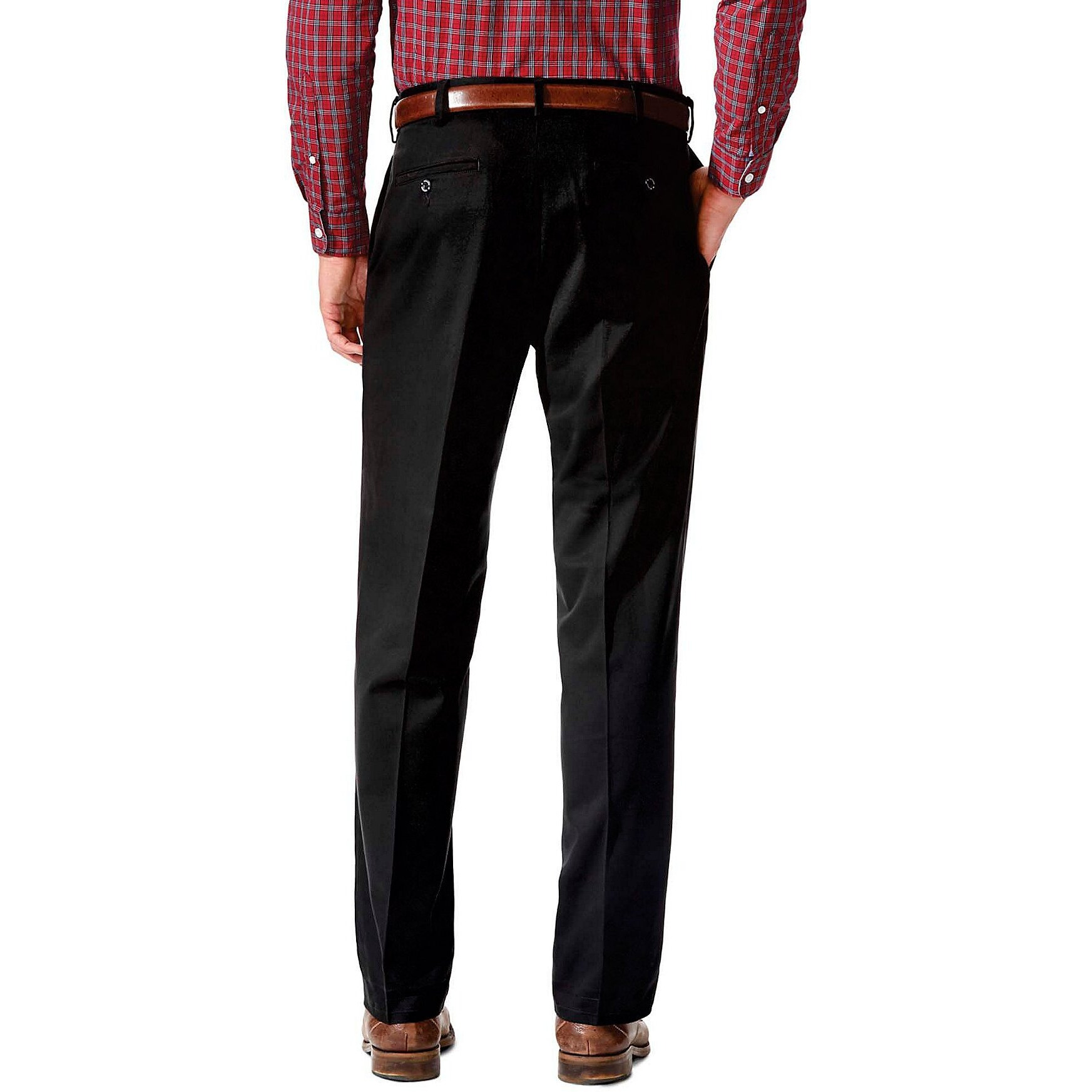Dockers Men's Relaxed Fit Comfort Khaki Pants, Black Metal, 40W X 30L