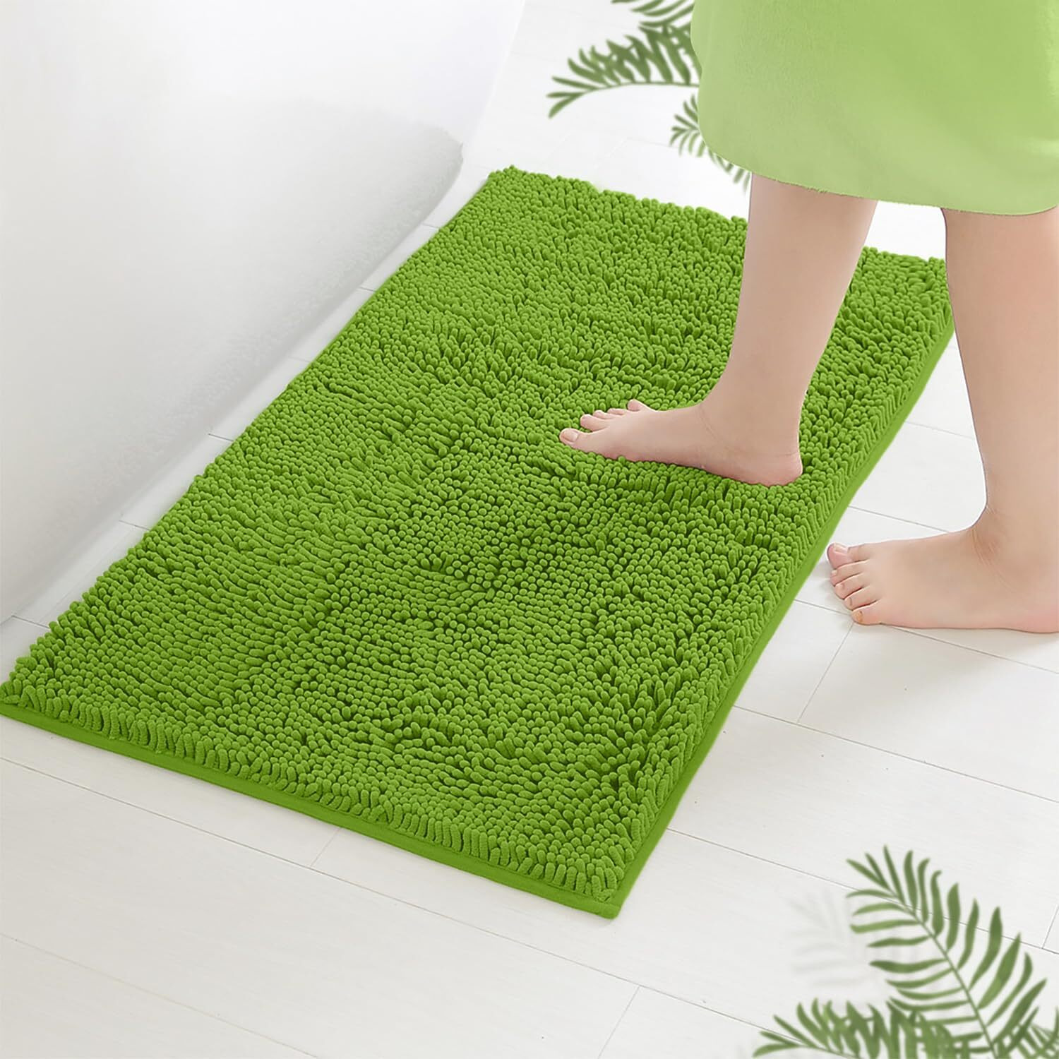 Luxurux Bath Mat, Extra-Soft Plush Non-Slip Bathroom Rug, Luxury Chenille Microfiber Material, Super Absorbent Shaggy Bath Rug. Machine Wash & Dry (17 X 24 Inches, Green)