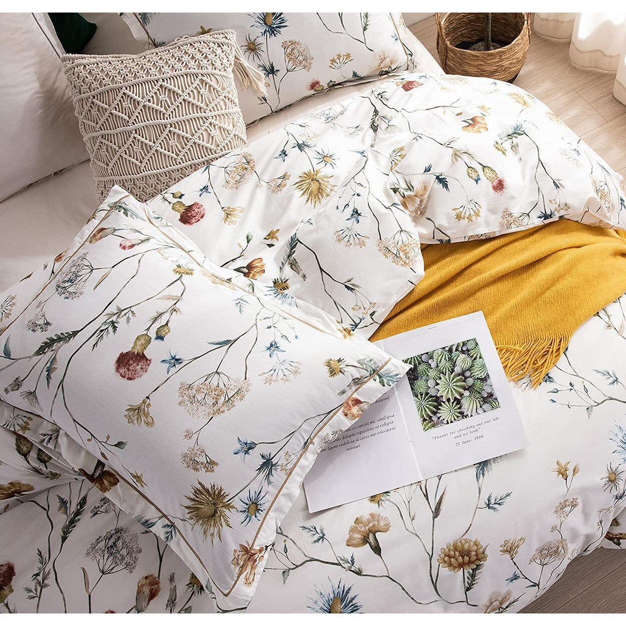 Sleepbella Comforter King Size, 600 Thread Count Cotton White Printed With Blue & Blush Flowers Cotton Comforter Set,Down Alternative Bedding Set 3Pcs(King, White Floral)
