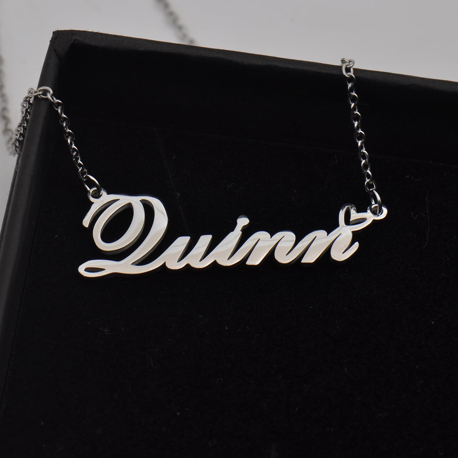 Aoloshow Stainless Steel Silver Kassidy Heart Name Necklace Charm Pendant Jewelry For Mom Best Friends