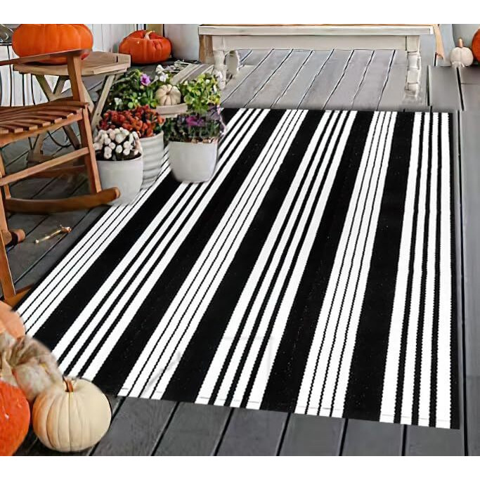 Buagetup Black And White Striped Outdoor Patio Rug 4' X 6',Hand Woven Cotton Patio Rug Front Porch Rug Indoor Outdoor Area Rug For Bedroom/Living/Room/Patio
