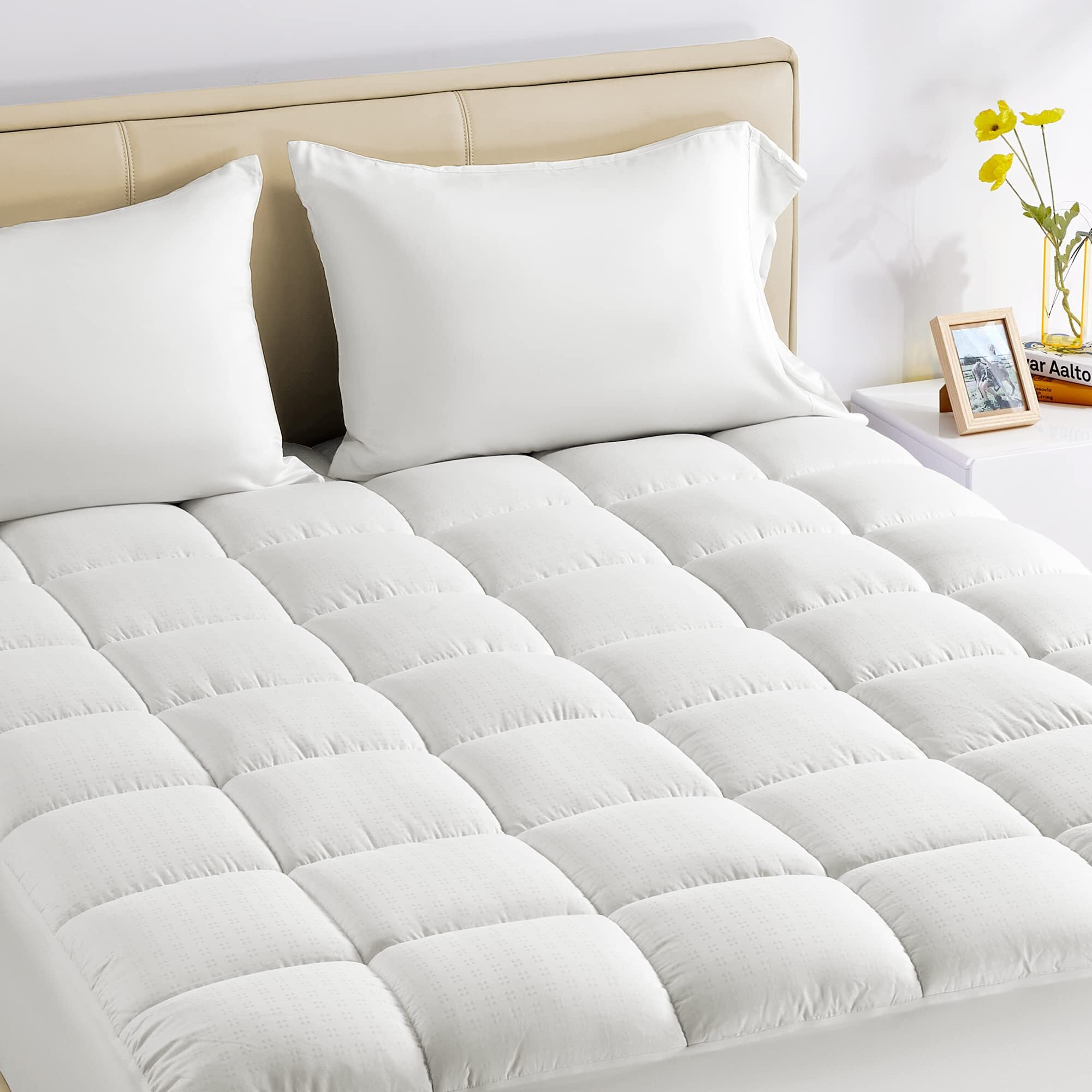 Sleep Zone Queen Size Cotton Mattress Pad, Soft Fluffy Cotton Top Mattress Topper, Machine Washable Mattress Protector Cover Fits 8-21 Inch Deep Pocket, Queen