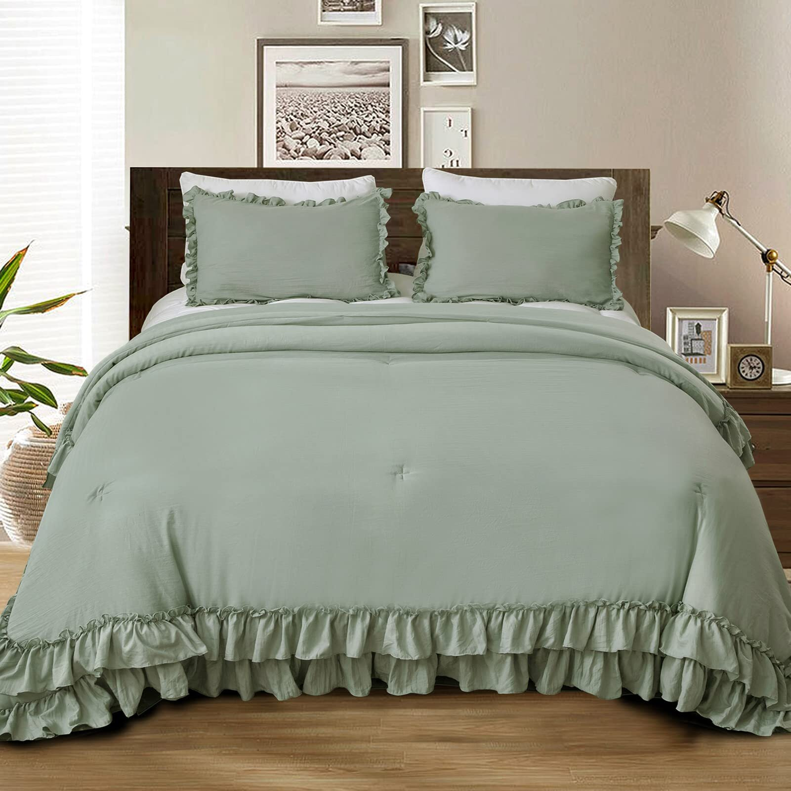 Masaca Sage Green Ruffle Comforter Set Queen,Vintage Farmhouse Shabby Ruffled Chic Bedding Comforter,Rustic Aesthetic Bedding 3 Pieces Women Girls Bedroom Vintage Bed Comforter