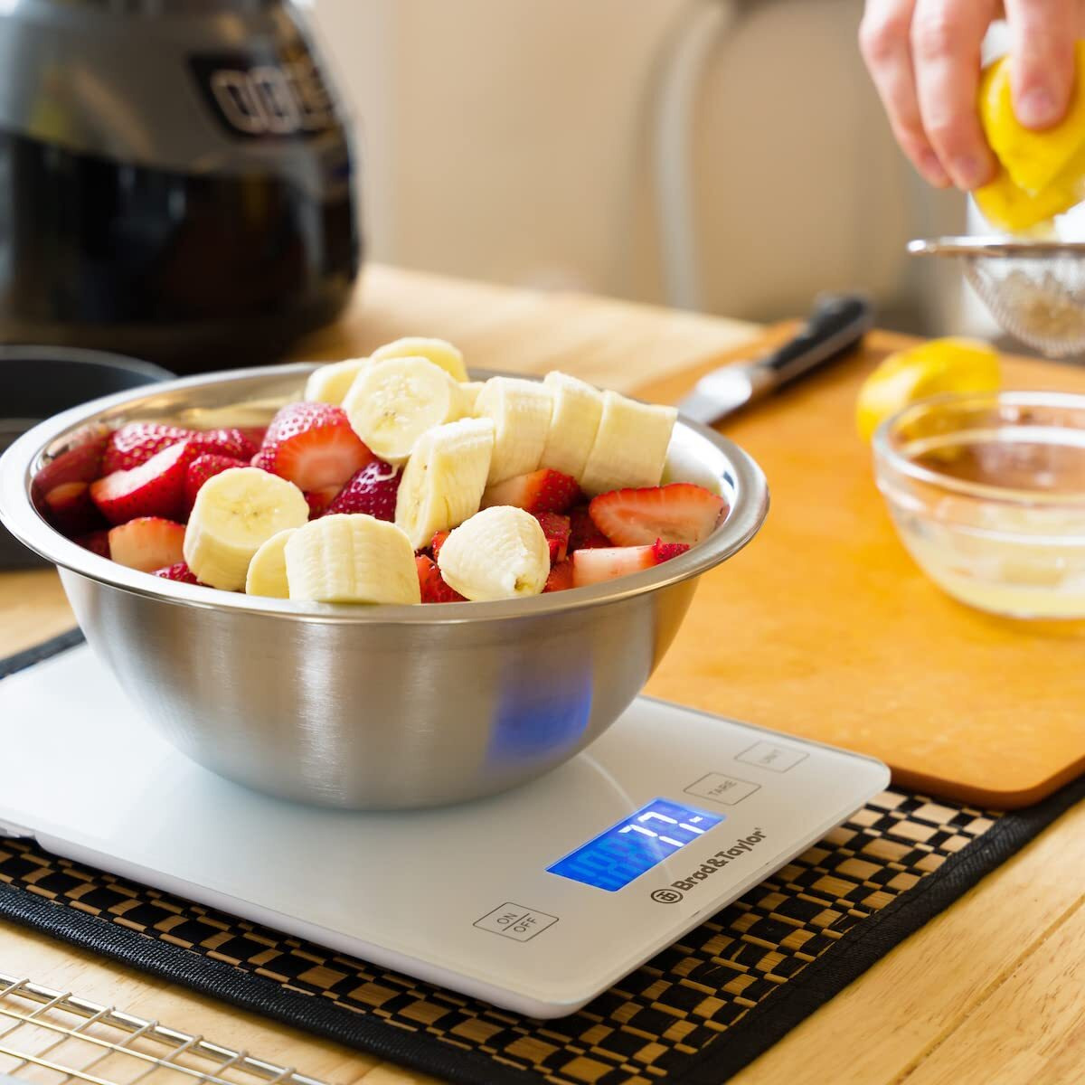 Brod & Taylor High Capacity Baking & Kitchen Scale | (15Kg / 33Lbs Max)