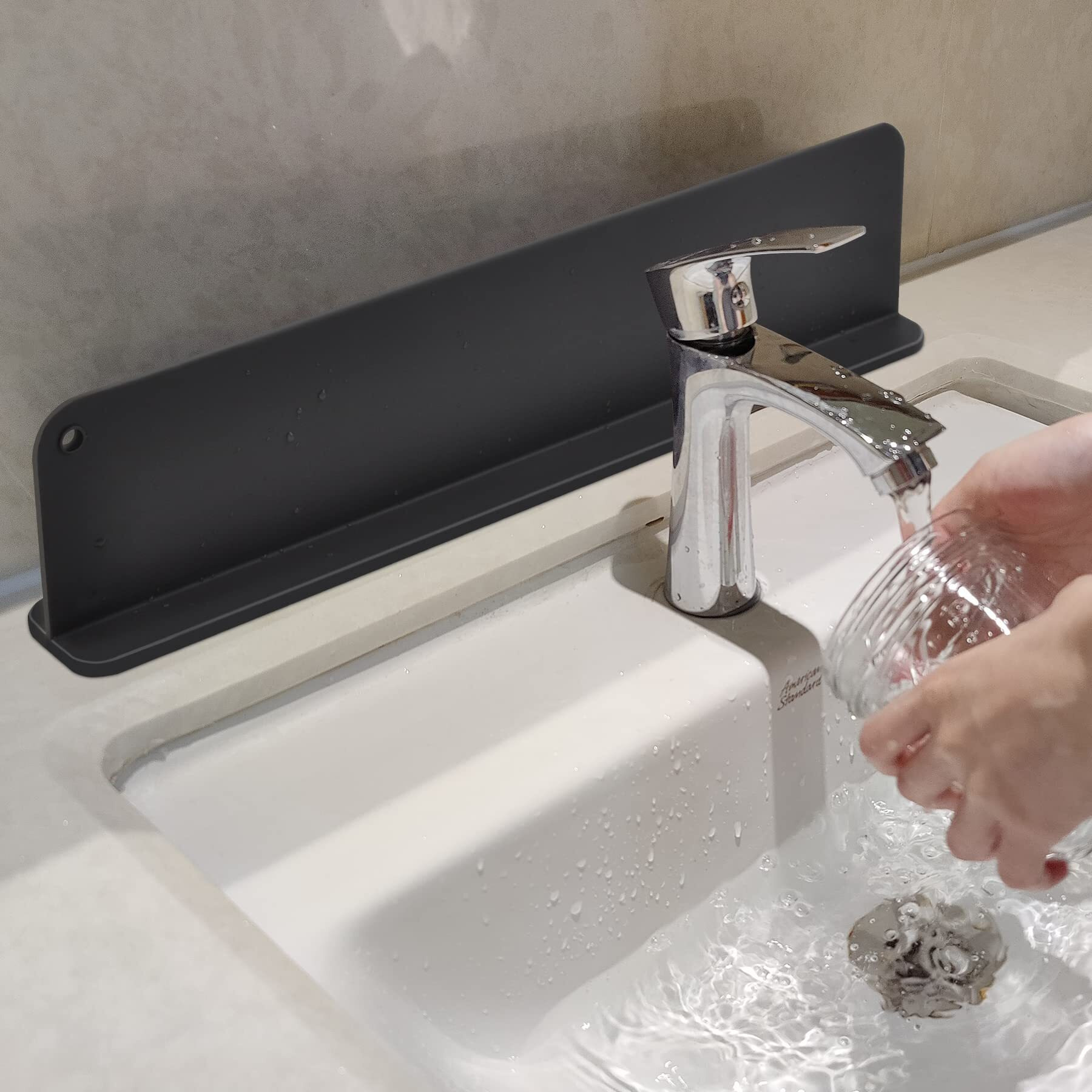 Silicone Sink Splash Guard, Sink Splash Guard With Suction Cup, Kitchen Sink Splash Guard That Can Be Placed Behind The Sink, Sink Splash Guard(17.3 X 4.1 Inch Black)
