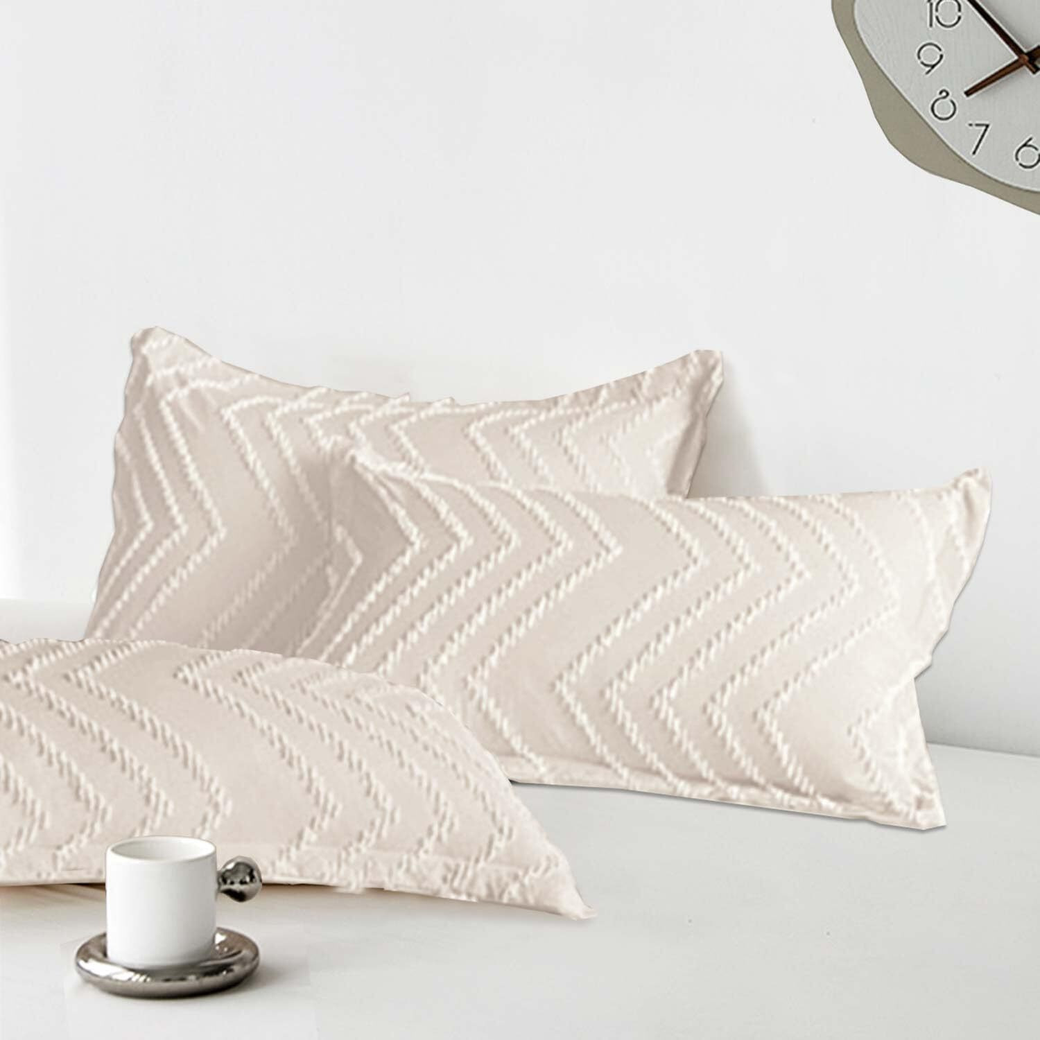 Nanko 2 Pack Standard Size Pillow Shams Set, Beige Boho Tufted Soft Microfiber Pillowcases,Modern Farmhouse Pillowshams For Men And Woman 20 X 26 Inch