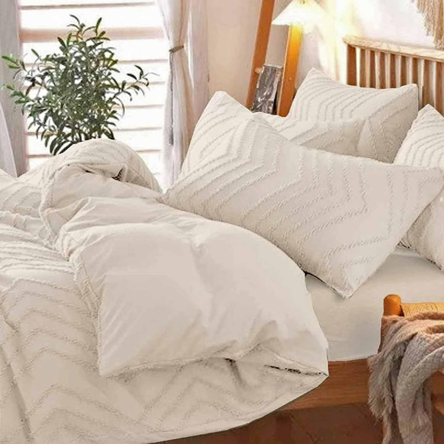 Nanko 2 Pack Standard Size Pillow Shams Set, Beige Boho Tufted Soft Microfiber Pillowcases,Modern Farmhouse Pillowshams For Men And Woman 20 X 26 Inch