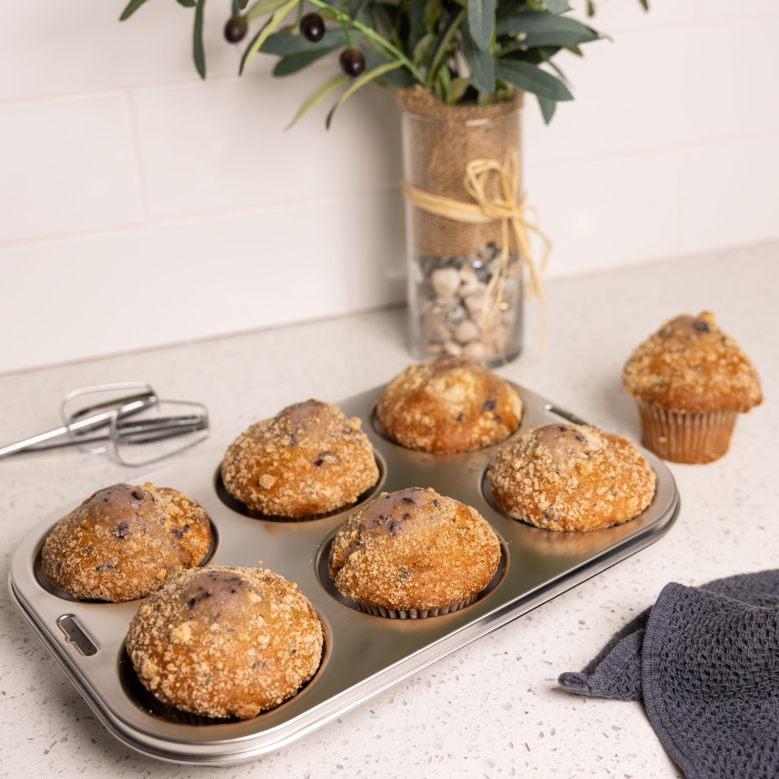 Fox Run Stainless Steel Extra Large Muffin And Cupcake Pan, 6 Cup