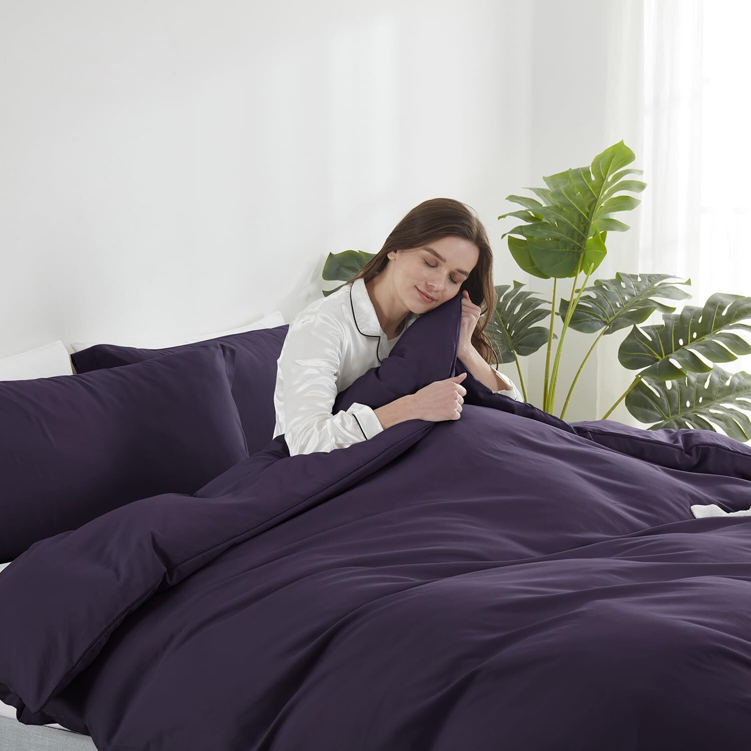 Hearth & Harbor Purple Duvet Cover King Size - 3 Piece King Duvet Cover Set, Soft Double Brushed King Duvet Covers With Button Closure, 1 King Size Duvet Cover 104X90 Inches And 2 Pillow Shams