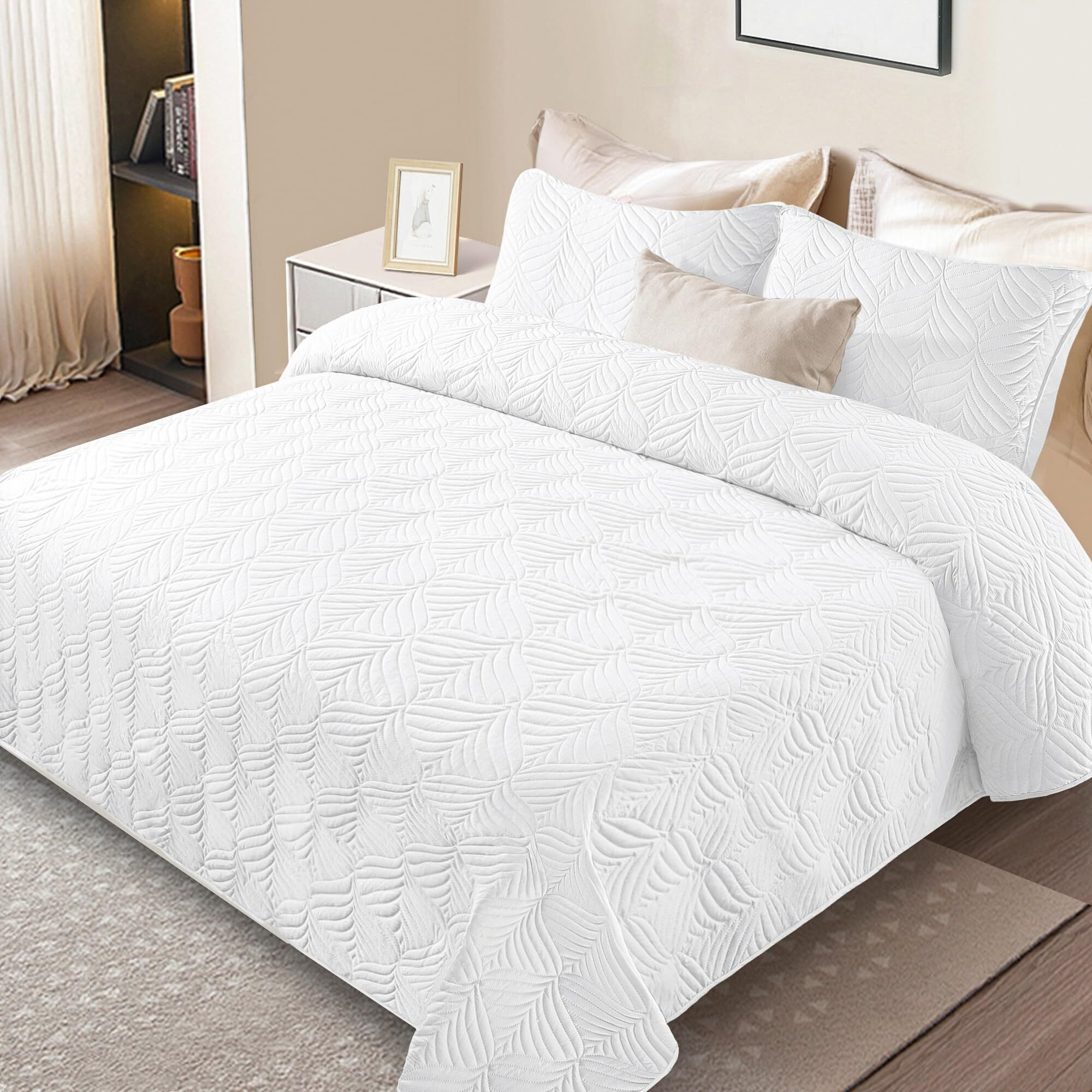 Whale Flotilla Quilt Set Oversized California King Size, 3-Piece Soft Lightweight Cal King Quilt Bedding Set Bedspread Coverlet For All Seasons, White