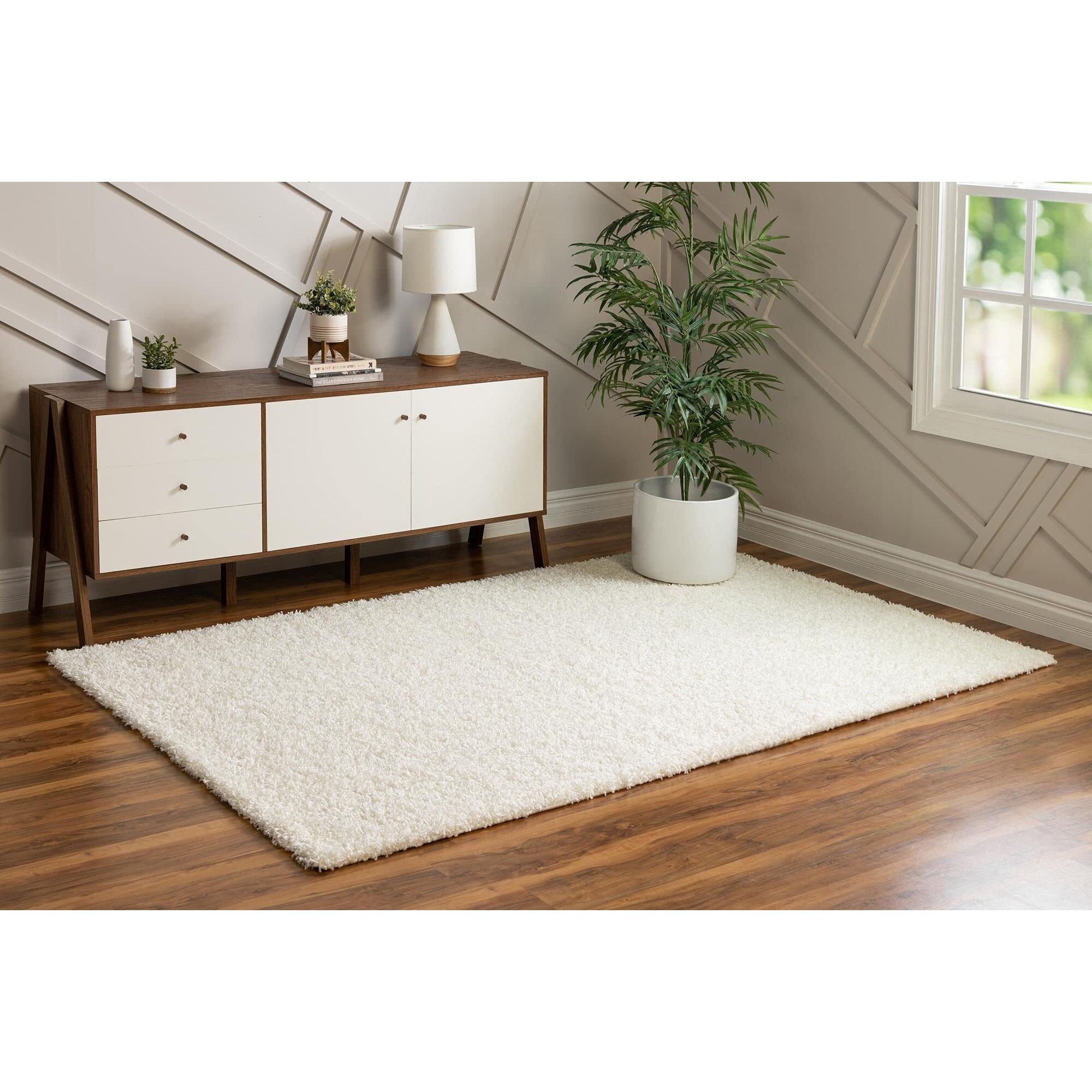 Unique Loom Solid Shag Collection Area Rug (7' 1"" X 10' Rectangle, Snow White)