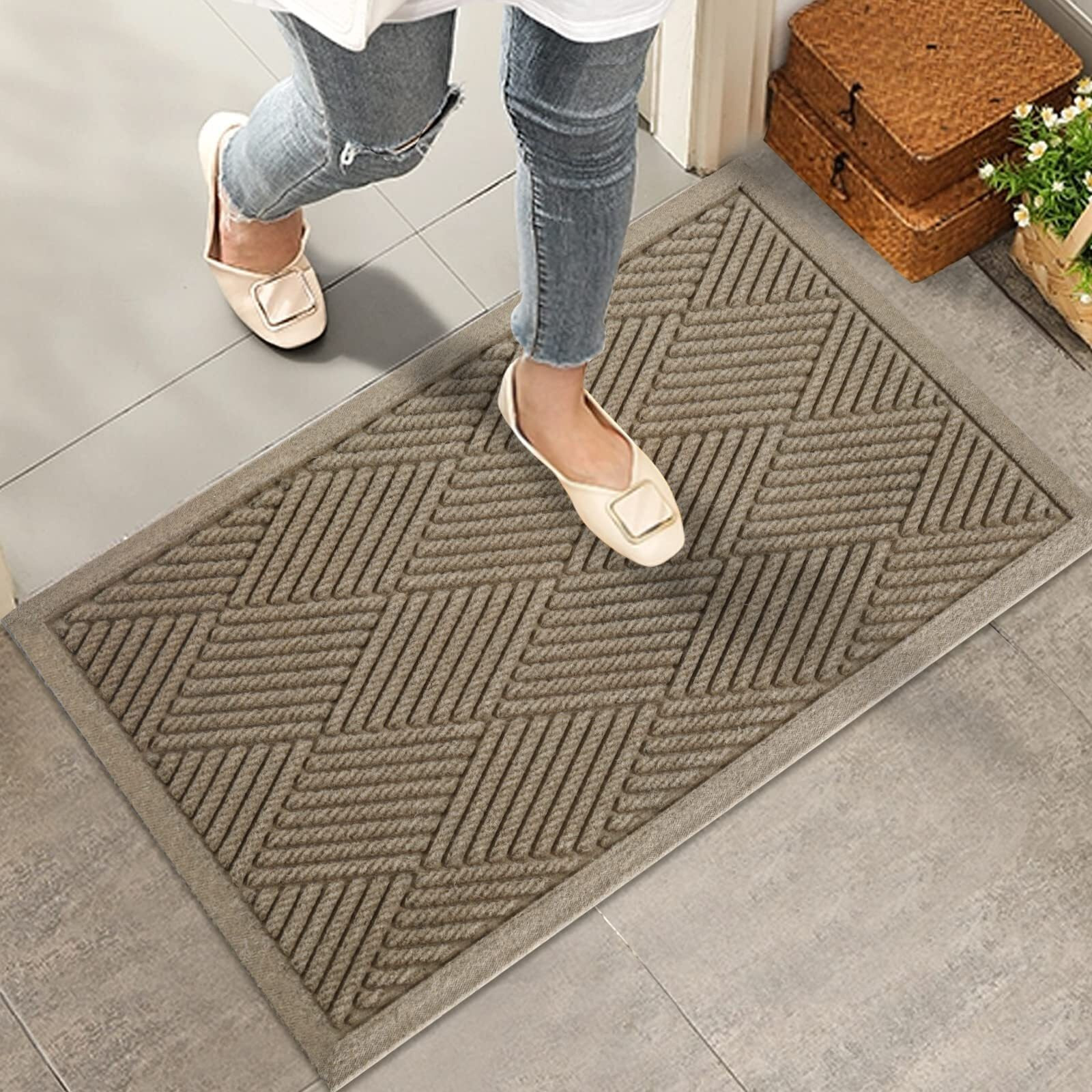 Hiyard Sturdy Front Door Mat, Absorbent Muddy Dirt Resist Welcome Door Mats Outdoor Indoor, Stain And Fade Resistant, Non-Slip Rubber Backing Low Profile Doormat For Entryway, 30  17, Beige