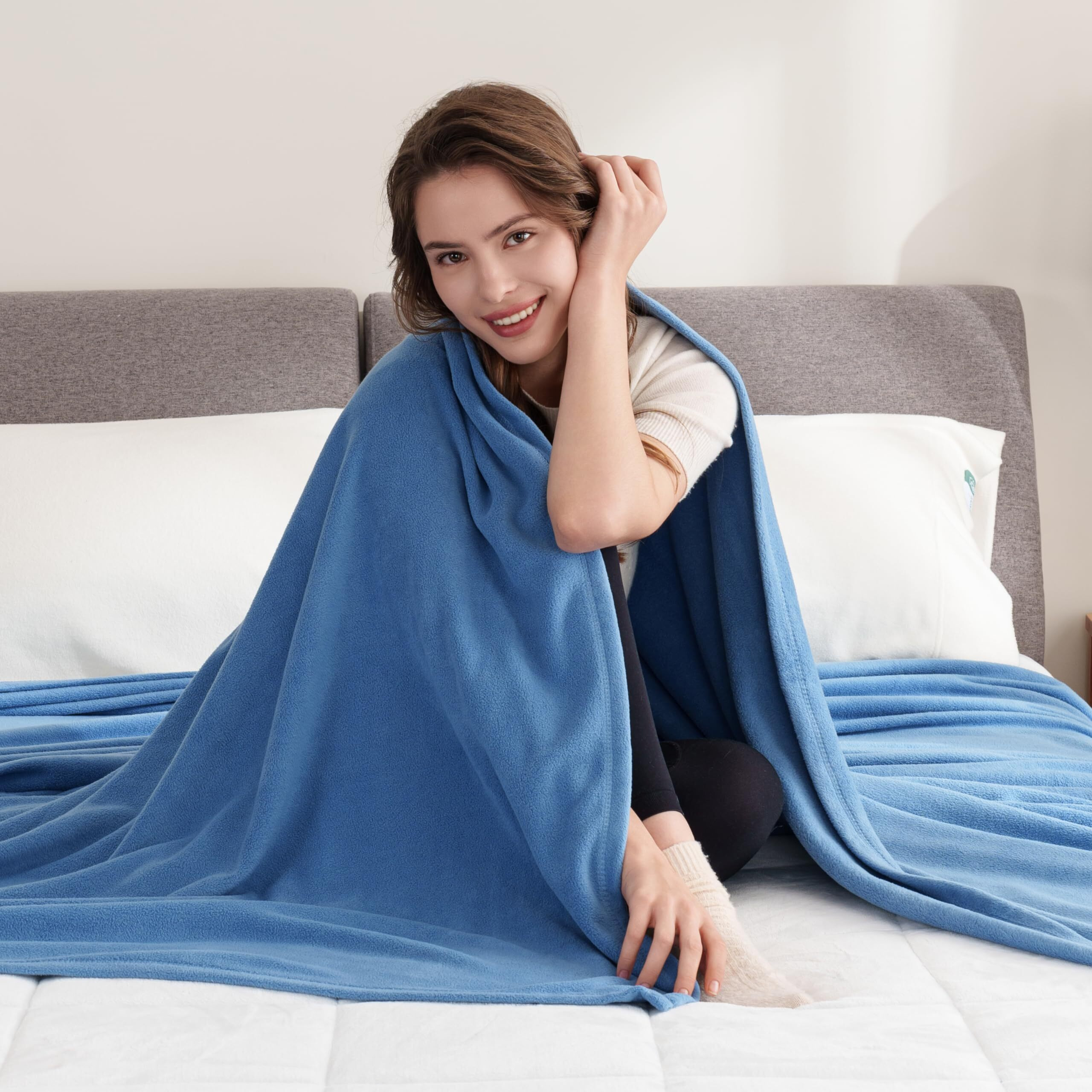 Berkshire Blanket Microfleece Queen Size Bed Blanket Royal Blue,Lightweight Soft Breathable Plush Micro Fleece Blanket For Bed Couch Sofa,90X90 Inches