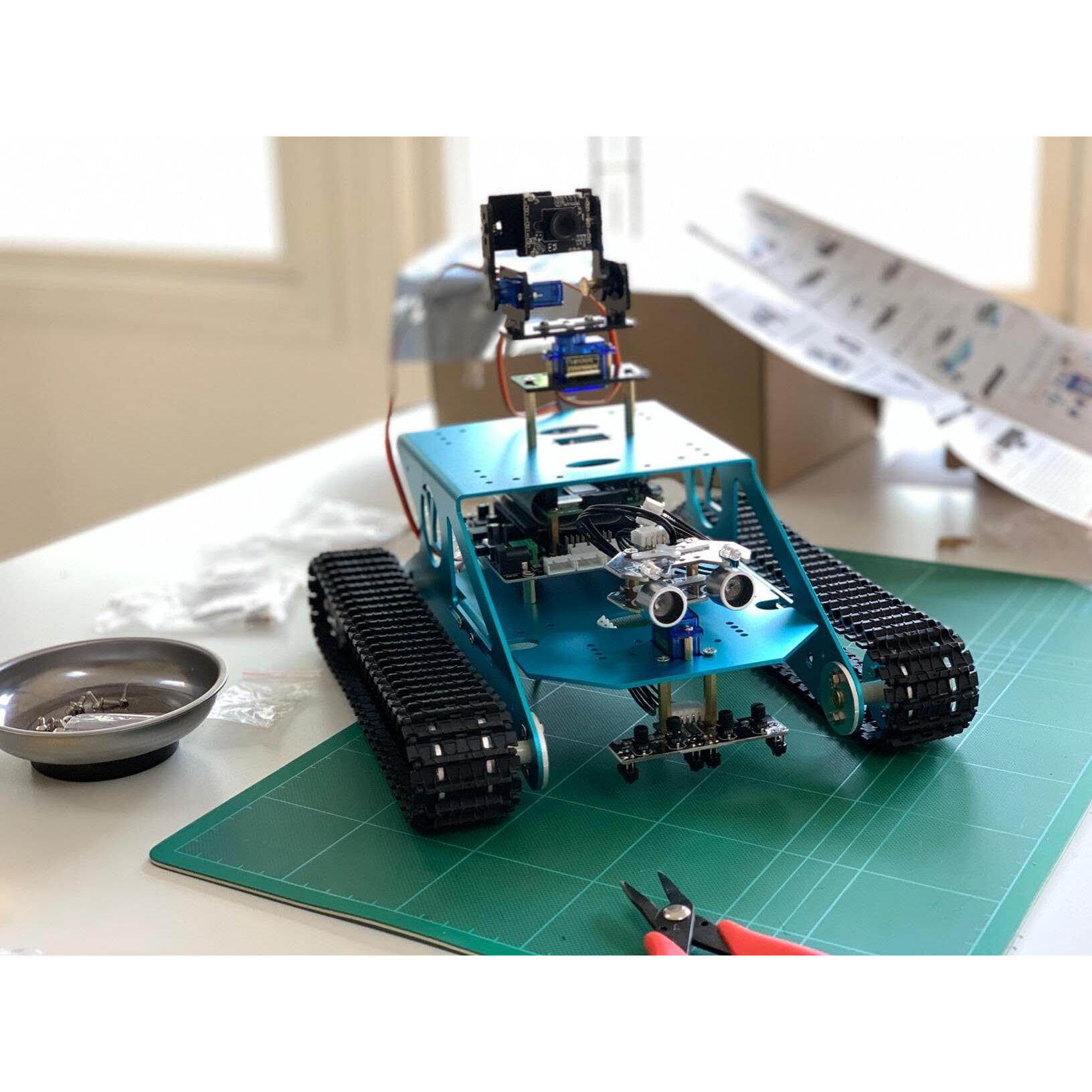 Yahboom Ai Robot Kit Tank Chassis For Raspberry Pi 4B Camera Starter Kit Python Programmable Electronic Science Project Diy Smart Car Robotics For 16+ (Without Pi 4B)