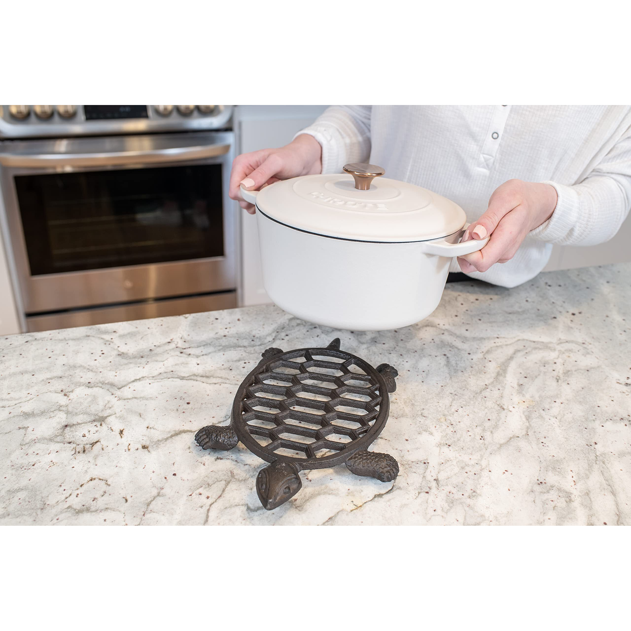 Gasar  , Cast Iron Trivet For Hot Dishes, Pots, And Pans, Metal Trivet, Sea Turtle Design, Rubber Feet Caps, Ring Hanger, 11.5 X 8 Inches, Brown