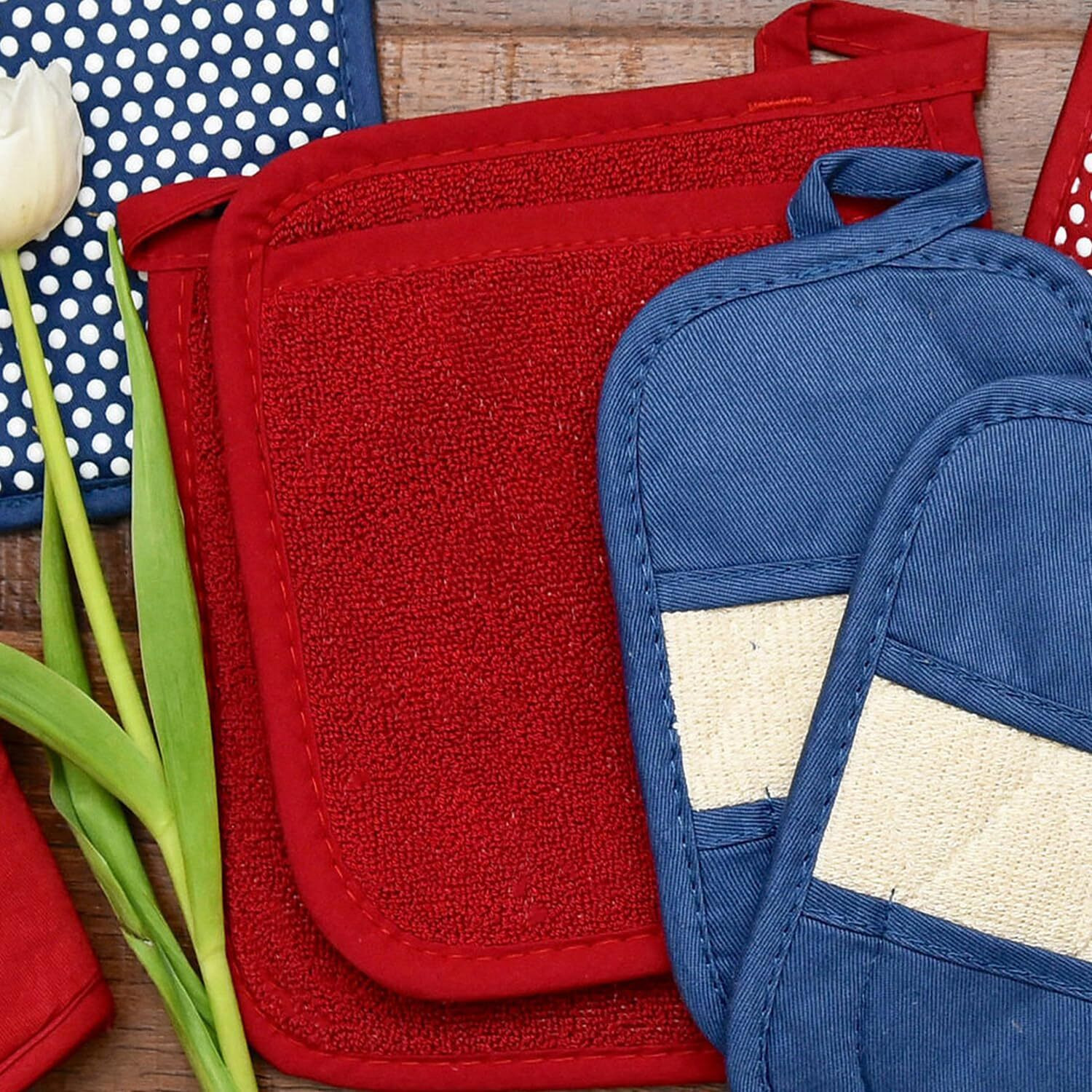 Ritz Terry Pocket Mitt & Hot Pad Unparalleled Heat Resistant, Durable 100% Cotton - Ergonomically Designed For Optimal Grip - Easy-Care Machine Washable, Perfect For Your Kitchen - Paprika Red, 2-Pk