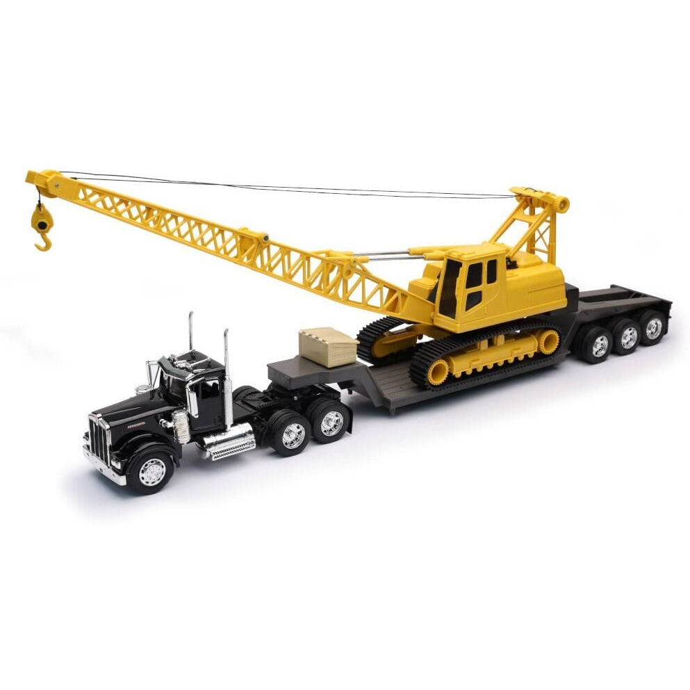 New Ray Kenworth W900 Truck With Lowboy Trailer Black And Crane Yellow Long Haul Trucker Series 1/32 Diecast Model