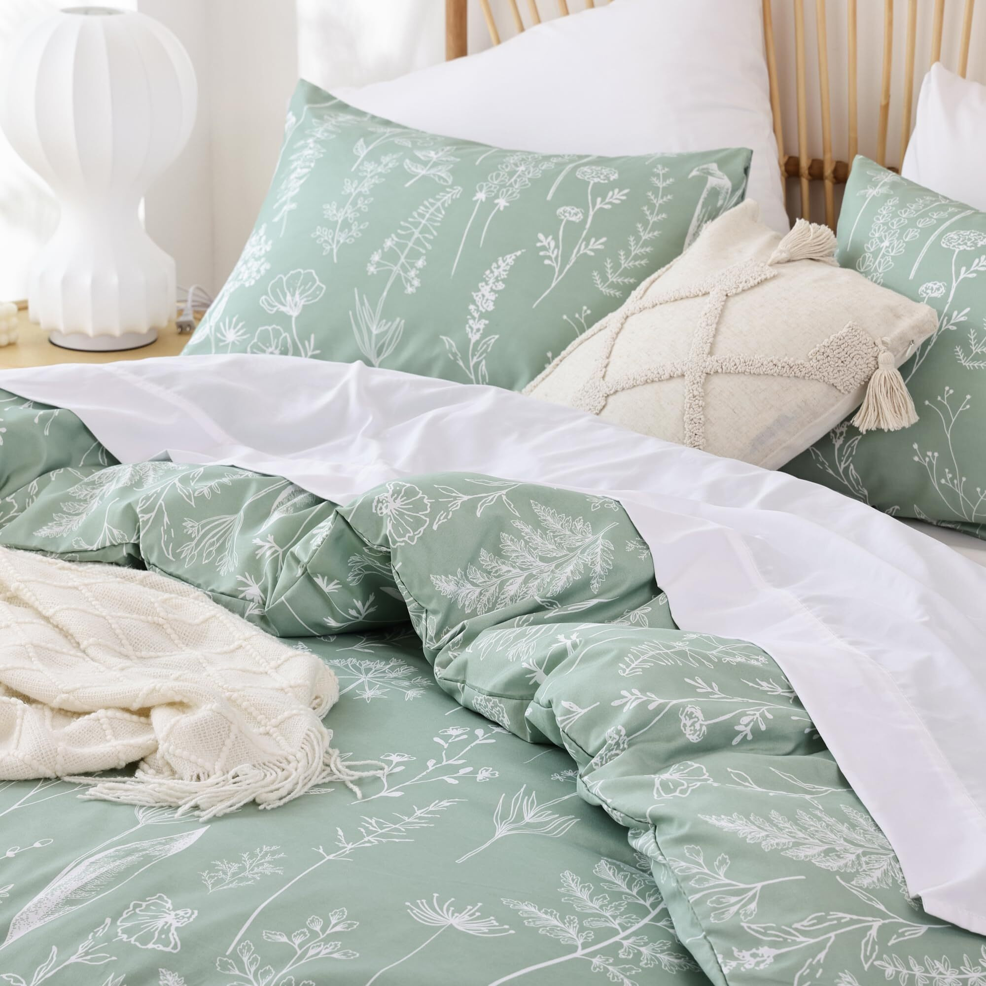 Janzaa Twin Comforter Set - Floral Twin Comforter, Twin Bedding Sets For All Seasons, 2 Pieces, 1 Comforter (66"&quotX90"") & 1 Pillow Cases (20"&quotX26""), Sage Green