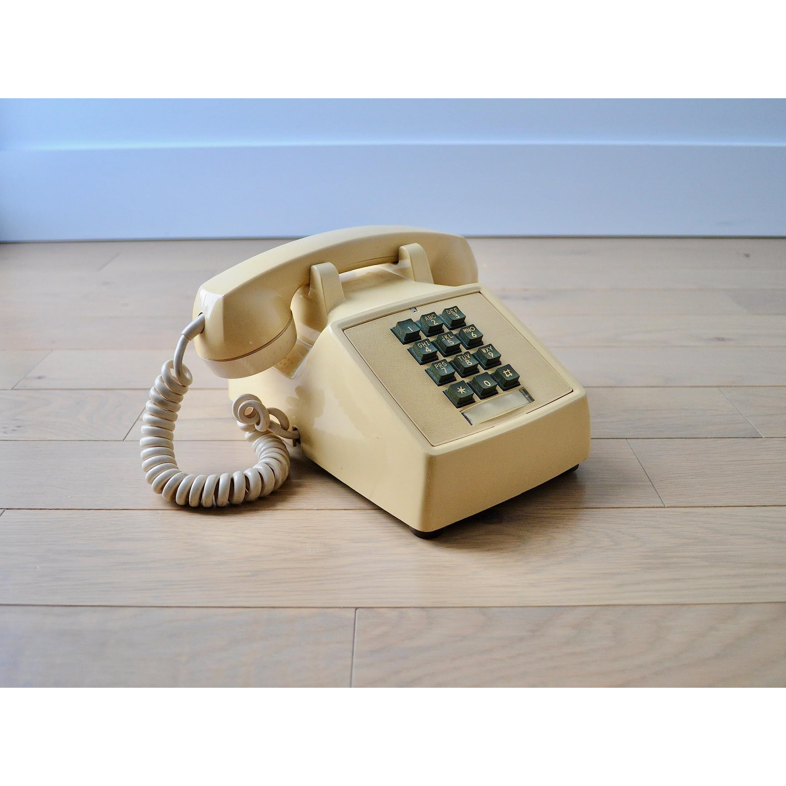 Single Line Classic 2500 Analog Desk Phone With Volume Control, Works On Pbx, Handset And Line Cord, 2 Ports, Beige/Ash