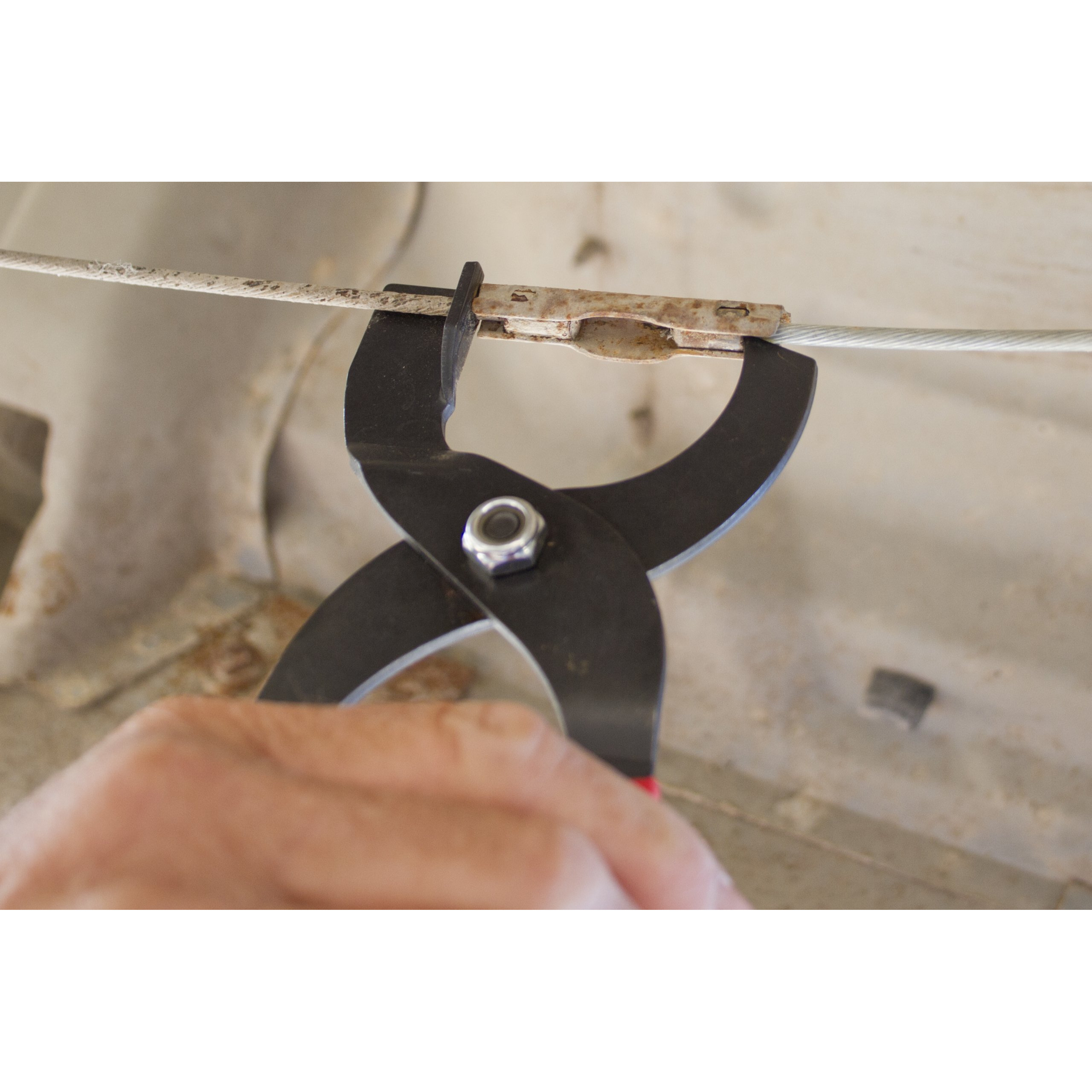 Lisle 44220 Emergency Brake Cable Release Tool 14.5 X 4.75 X 1.38 Inches