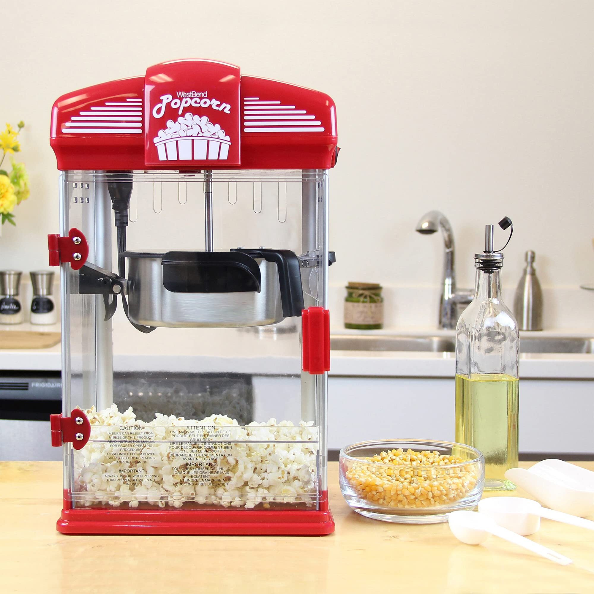 West Bend Stir Crazy Movie Theater Popcorn Popper With Nonstick Popcorn Kettle, Measuring Tool And Popcorn Scoop For Gourmet Popcorn Machine , 4 Qt., Red