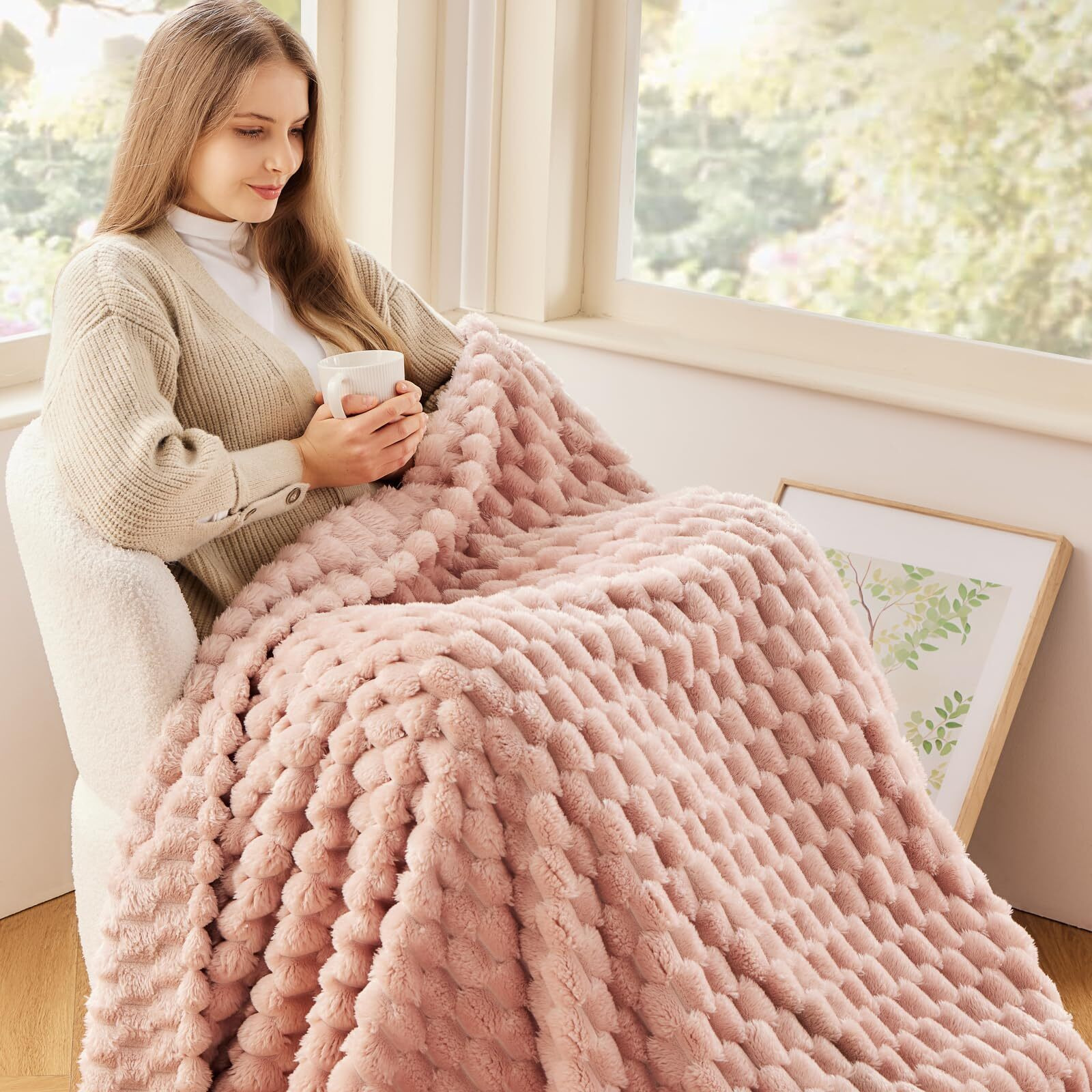 Newcosplay Super Soft Throw Blanket Pink Premium Silky Flannel Fleece 3D Clouds Stylish Jacquard Lightweight Bed Blanket All Season Use 350Gsm (Pink, Throw(50"&quotX60""))